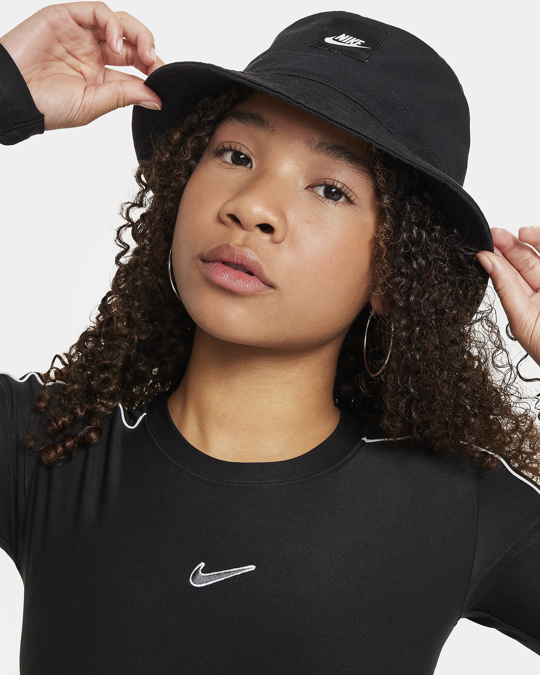 cropped long sleeve nike