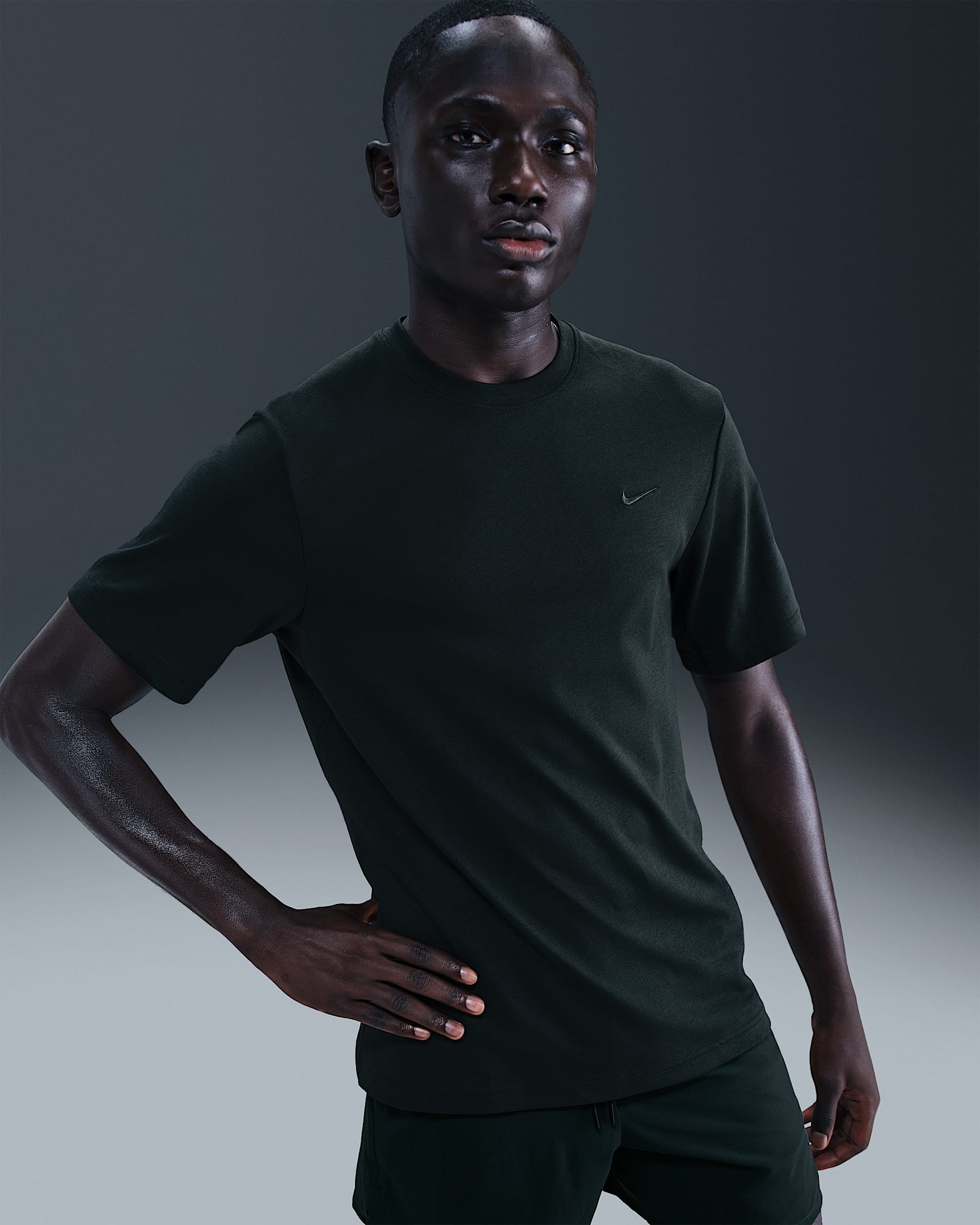 Nike Primary Men's Dri-FIT Short-Sleeve Versatile Top - Seaweed/Seaweed