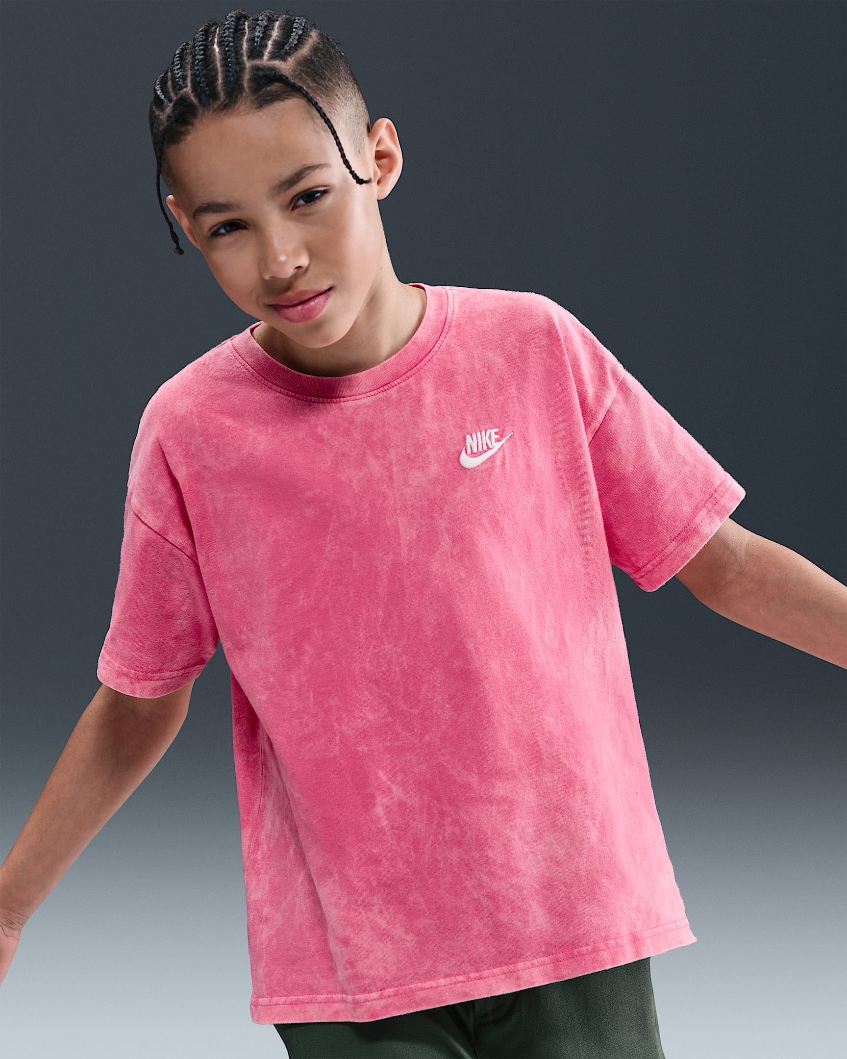 Playera para niños talla grande Nike Sportswear Club - Rosa paleta