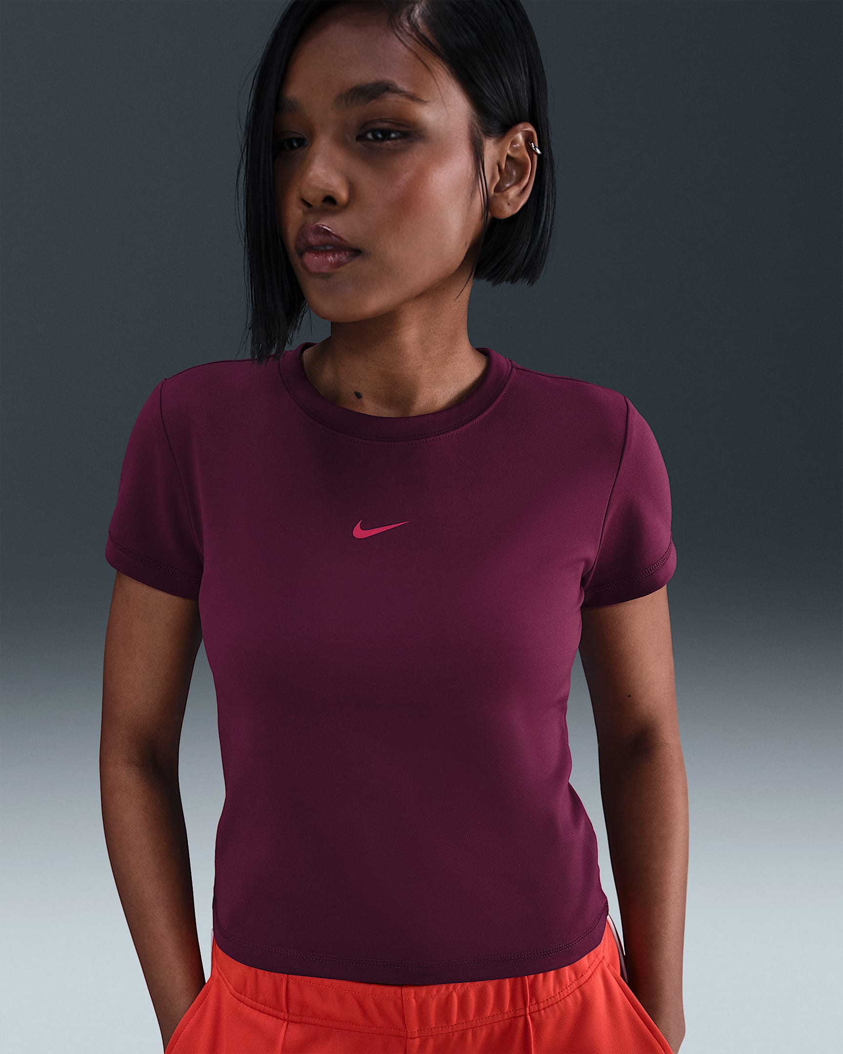 Nike Sportswear Women's Slim Cropped Top - Bordeaux