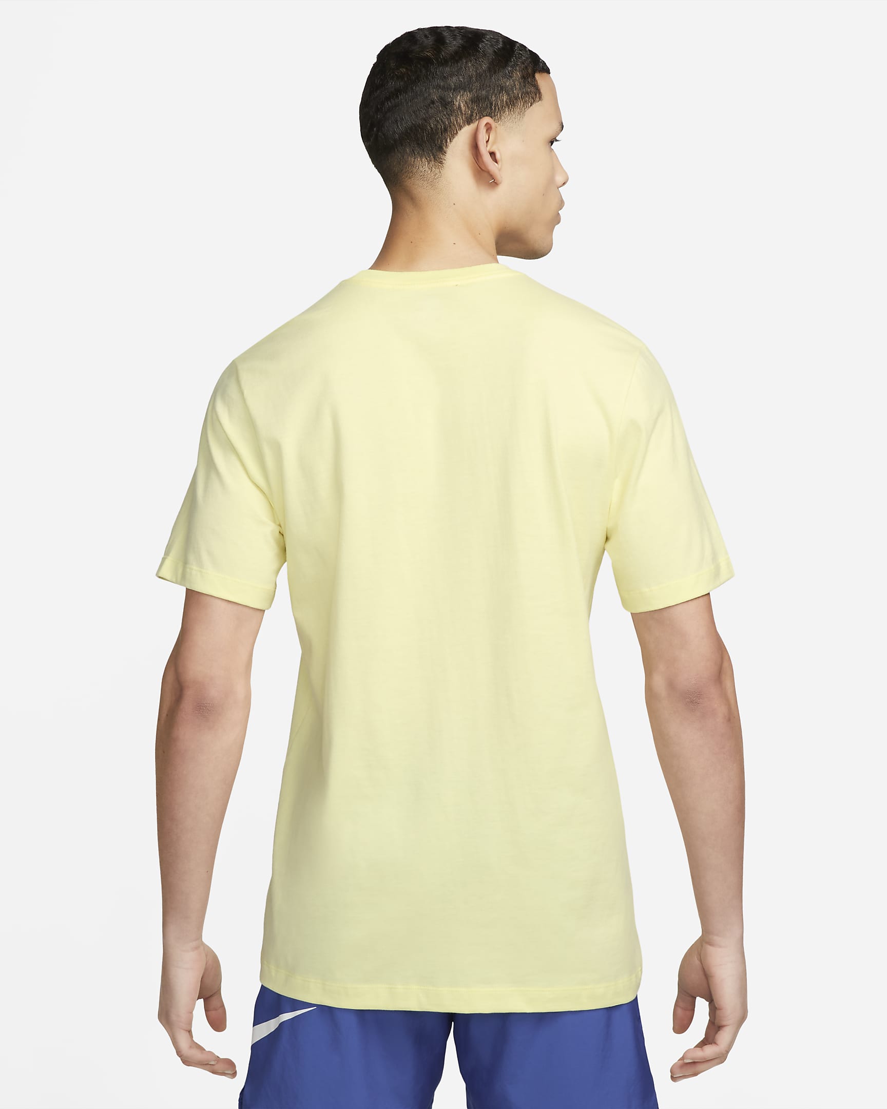 Nike Sportswear Men's T-Shirt - Lemon Chiffon