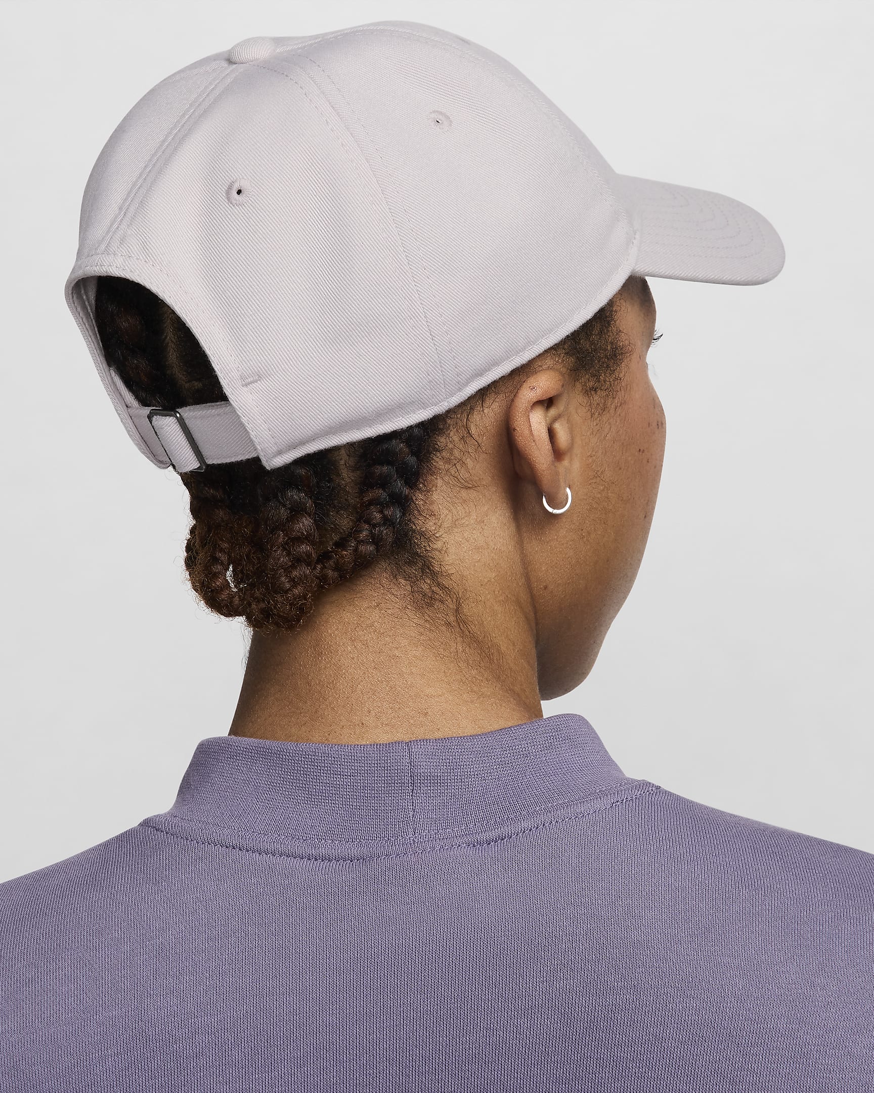 Czapka o nieusztywnianej konstrukcji Nike Club - Platinum Violet/Sail