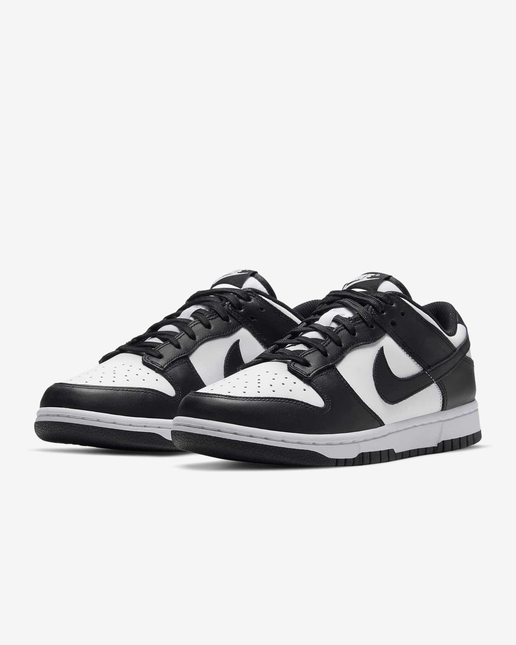 Tenis para mujer Nike Dunk Low - Blanco/Blanco/Negro