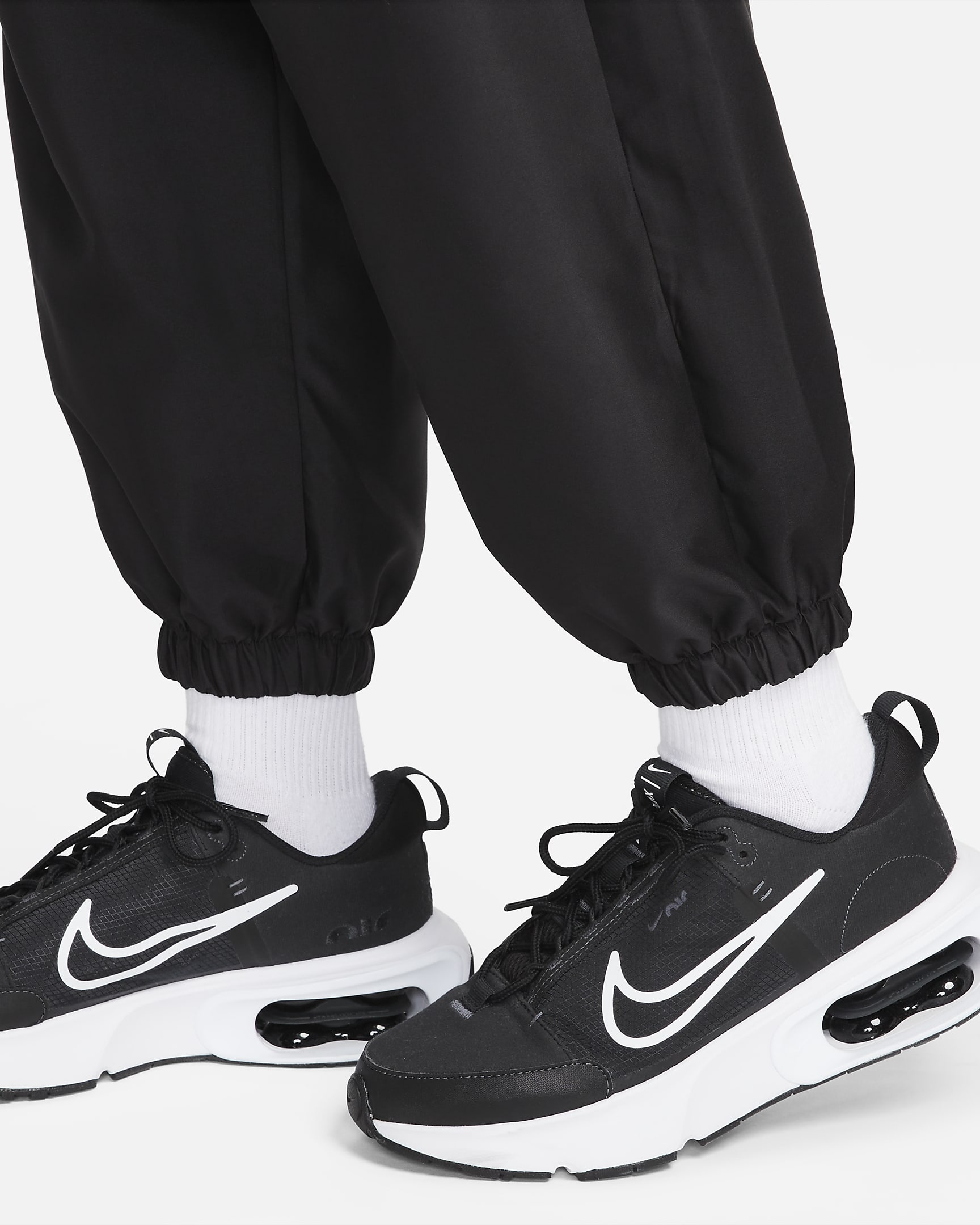 Nike Sportswear Women's Woven Joggers. Nike UK