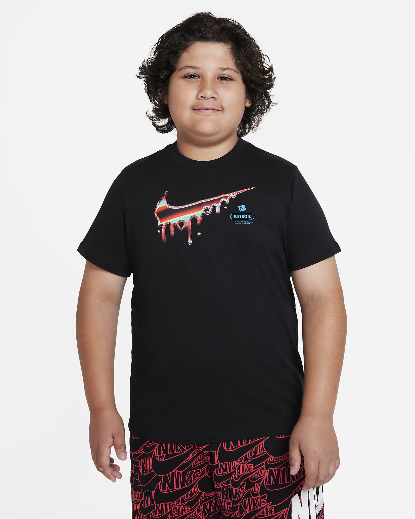 Nike Sportswear Big Kids' (Boys') T-Shirt (Extended Size) - Black