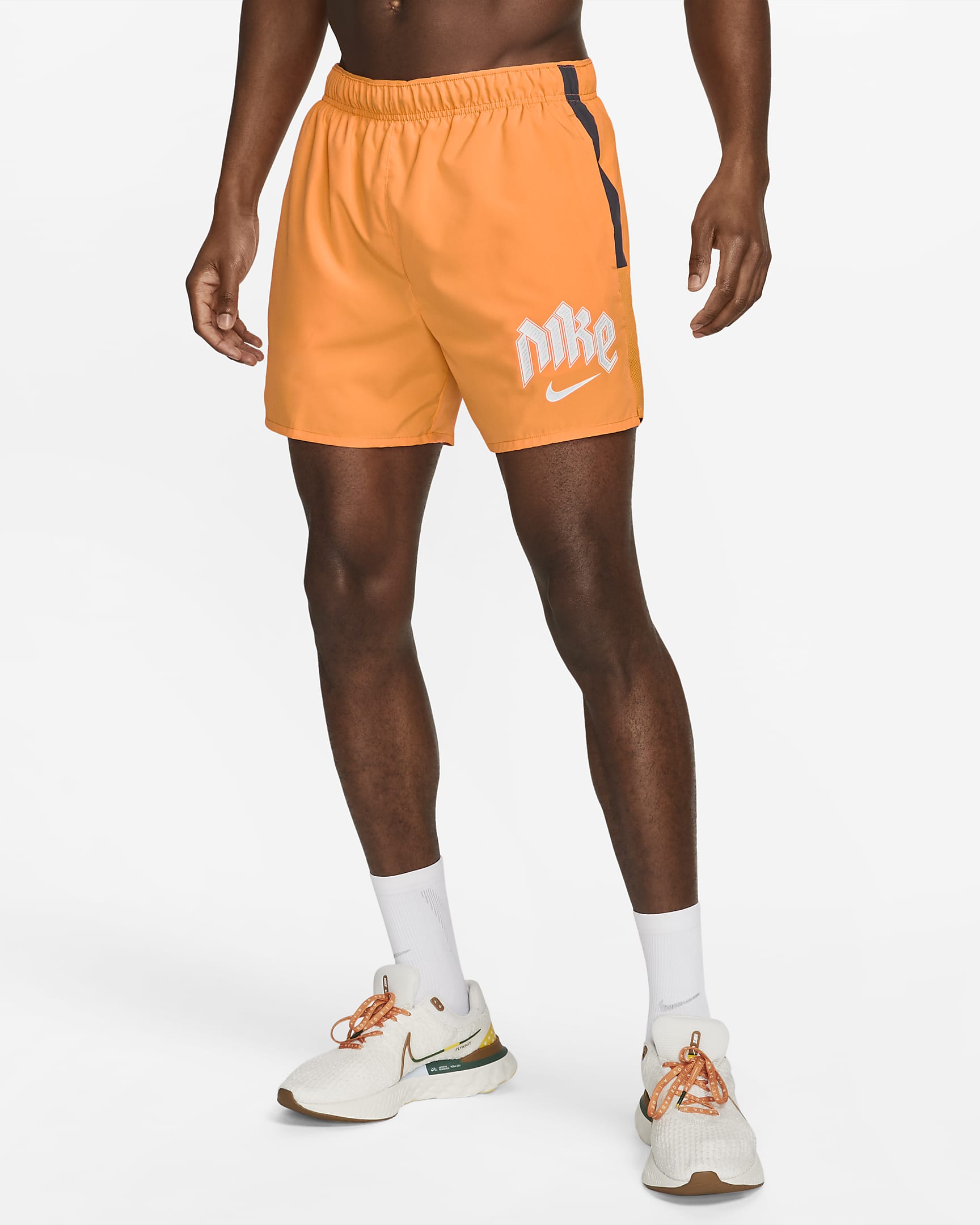 Nike DriFIT Run Division Challenger Men's 13cm (approx.) BriefLined