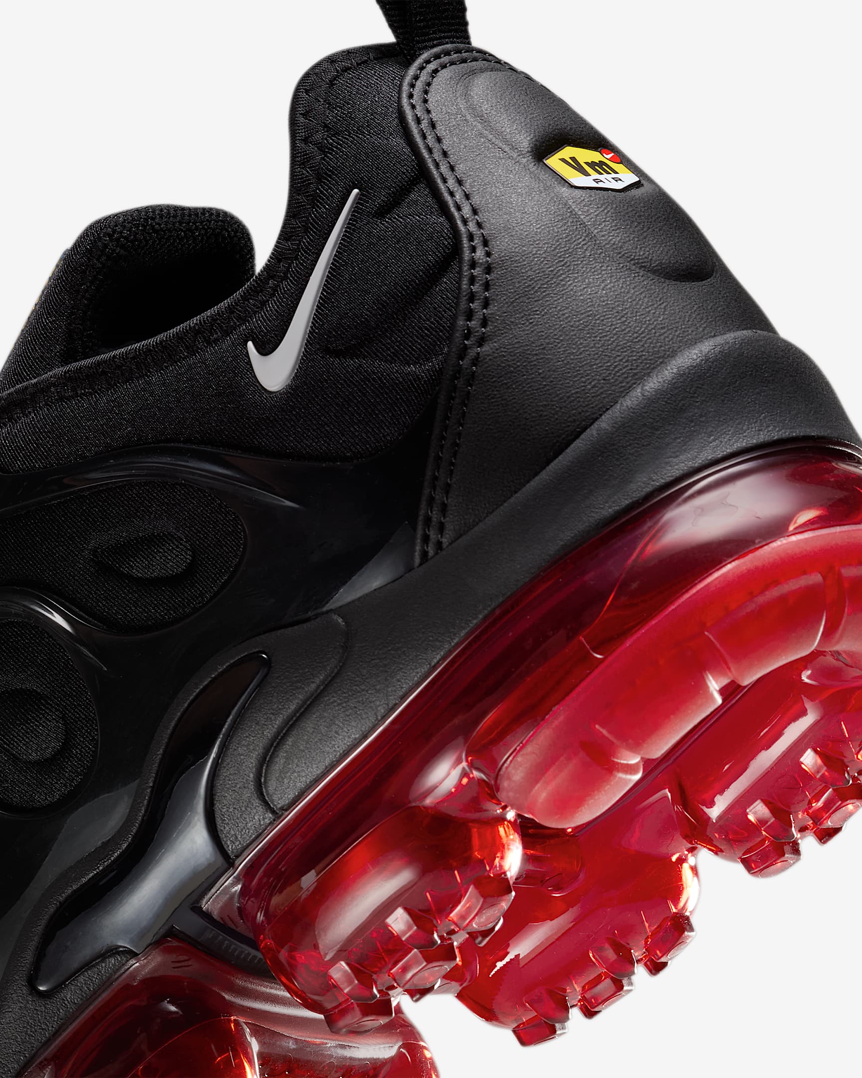 Nike Air VaporMax Plus Men's Shoes - Black/Magma Orange/University Red/Light Smoke Grey