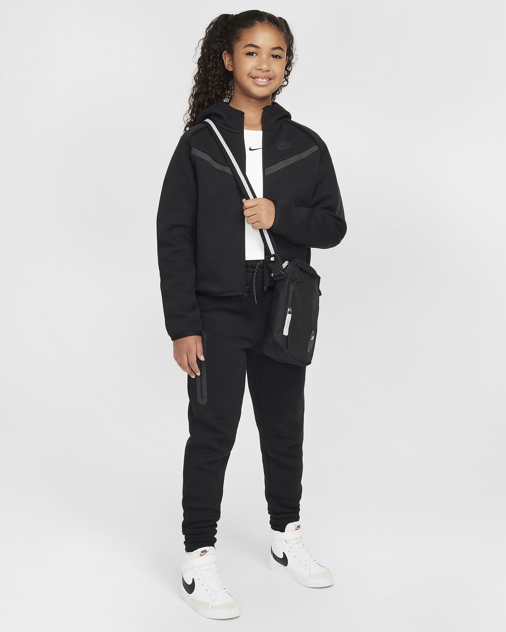 Nike Sportswear Tech Fleece Older Kids' (Girls') Full-Zip Hoodie - Black/Black/Black/Black