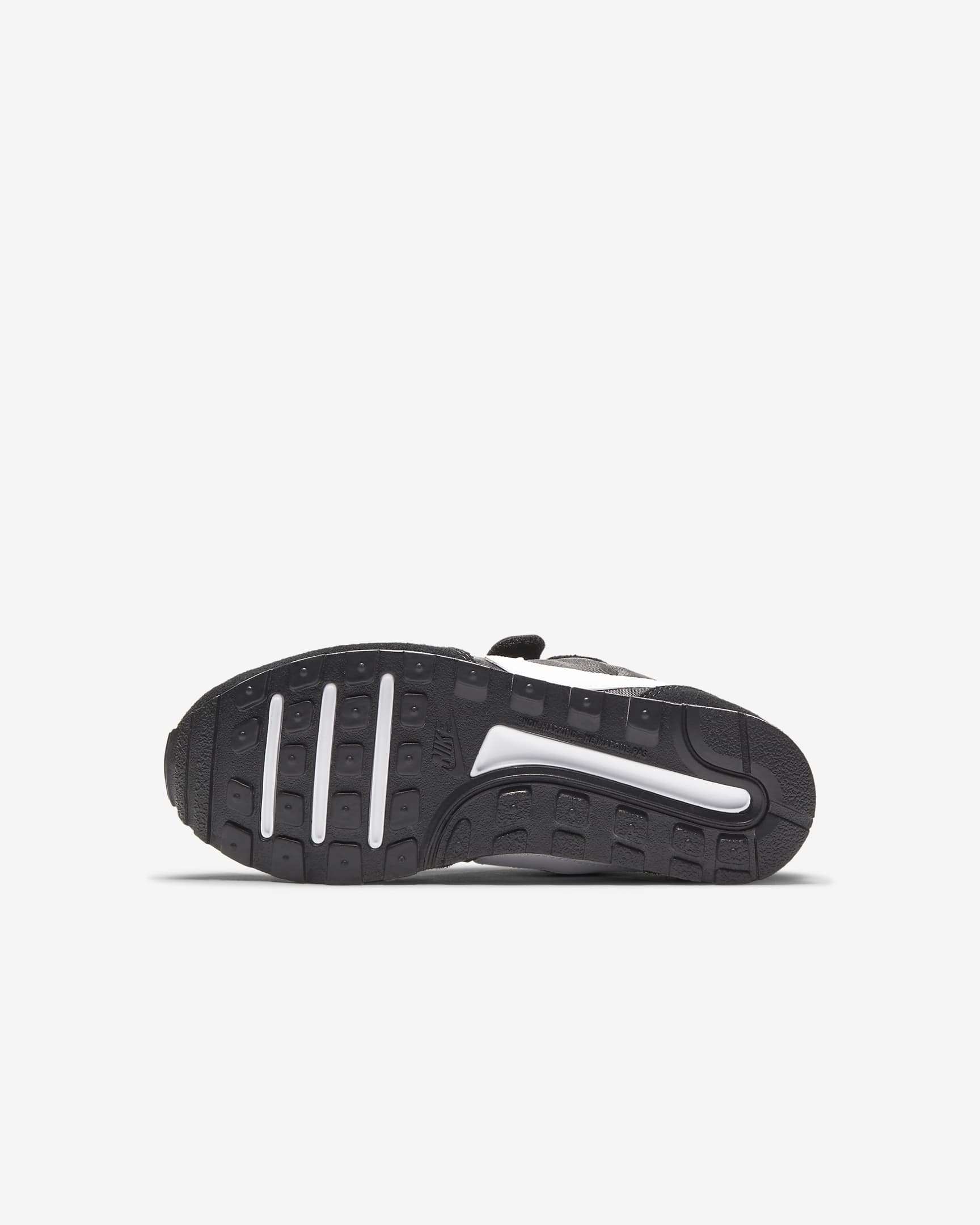Nike MD Valiant Younger Kids' Shoe - Black/White