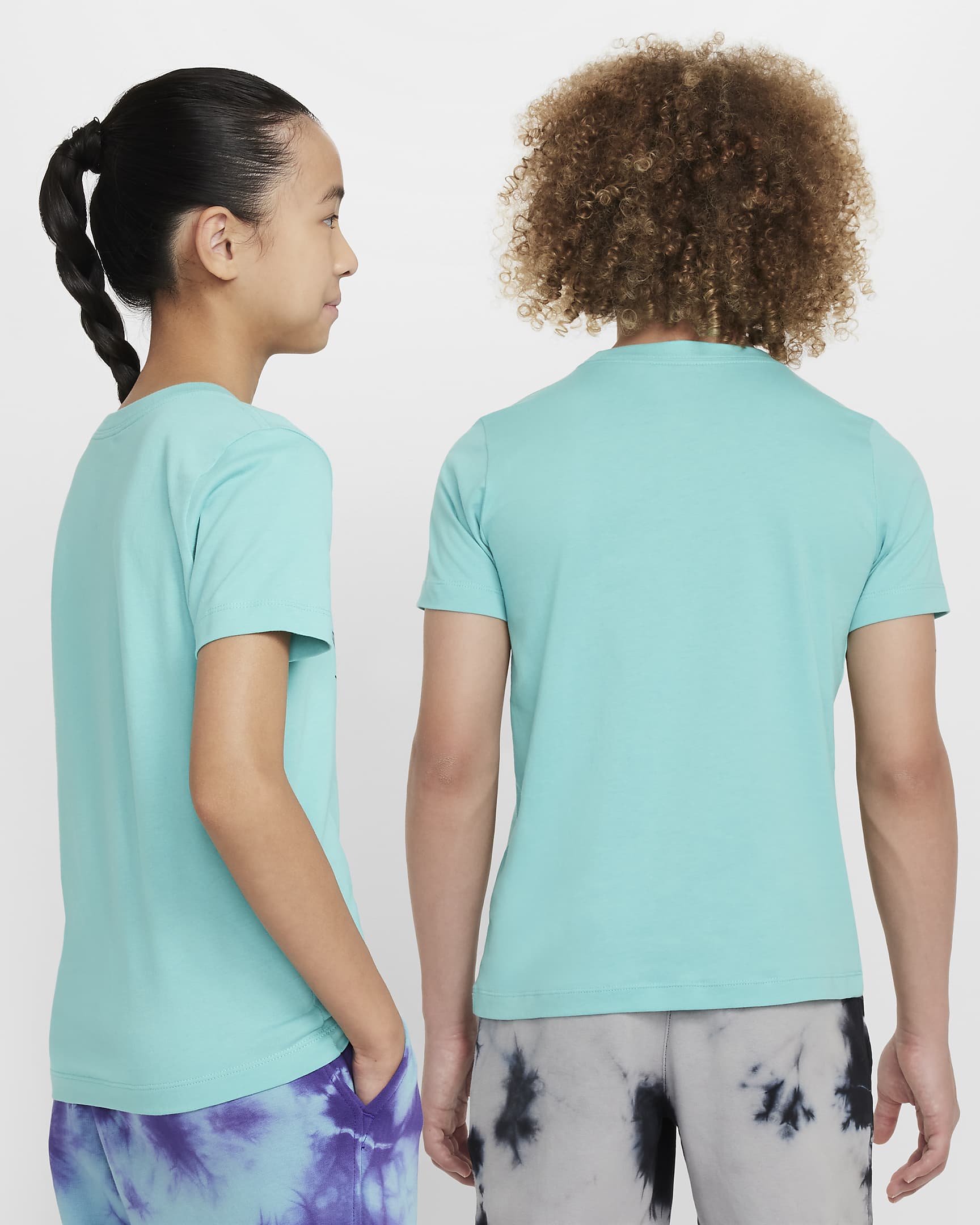 Nike Sportswear Big Kids' T-Shirt - Green Frost