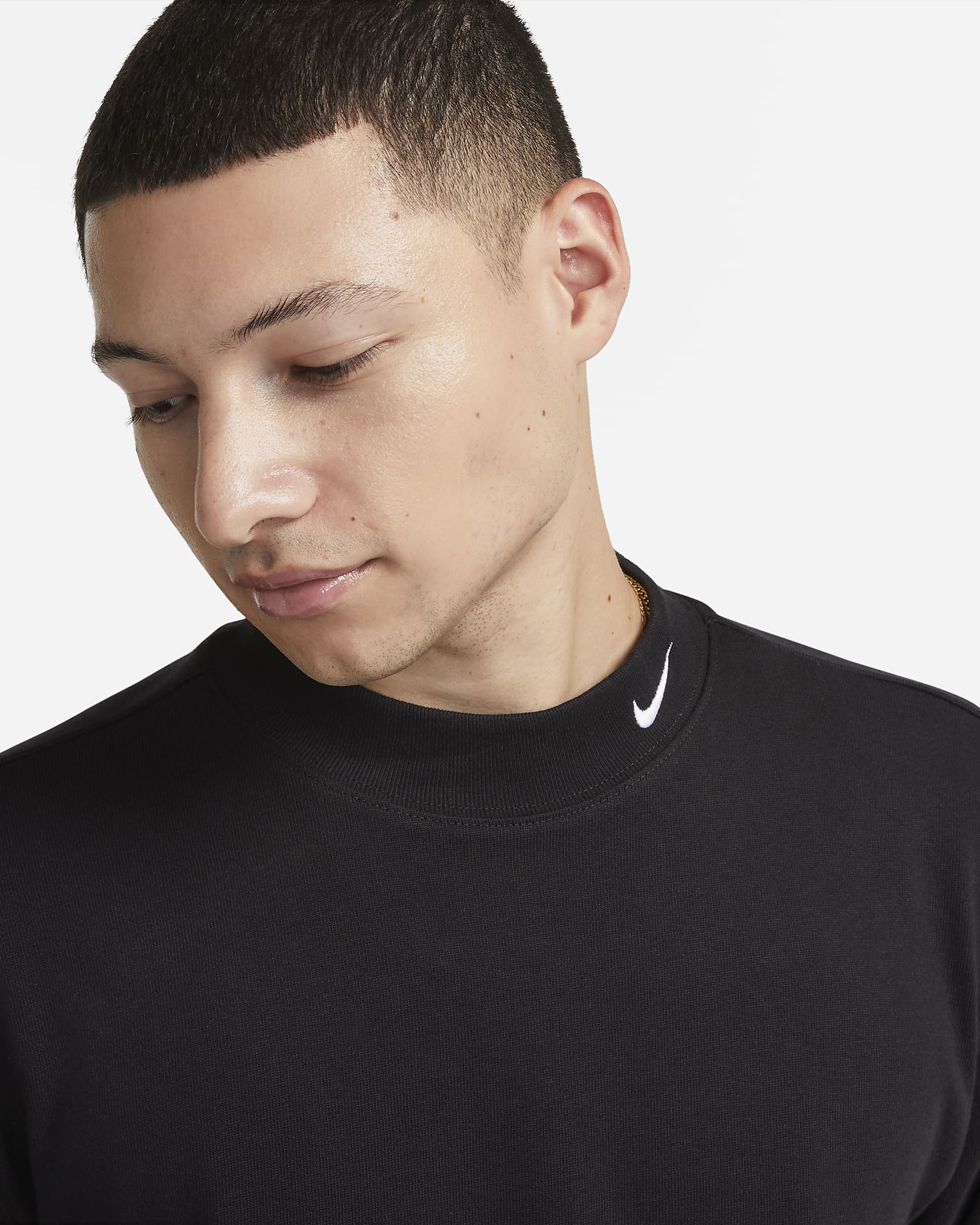 Nike Life Men's Long-Sleeve Mock-Neck Top. Nike CA