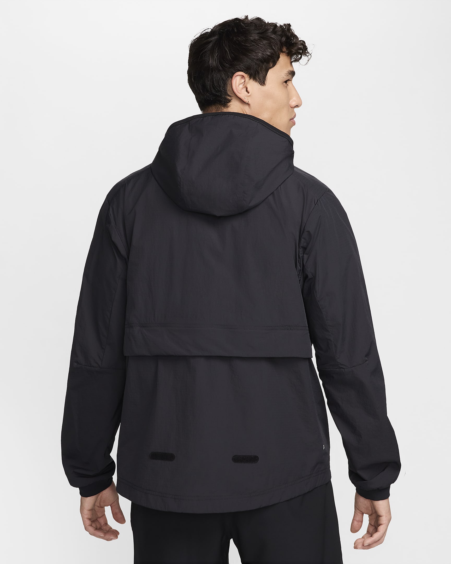 Nike APS Men's UV Repel Lightweight Versatile Jacket - Black/Black/Black