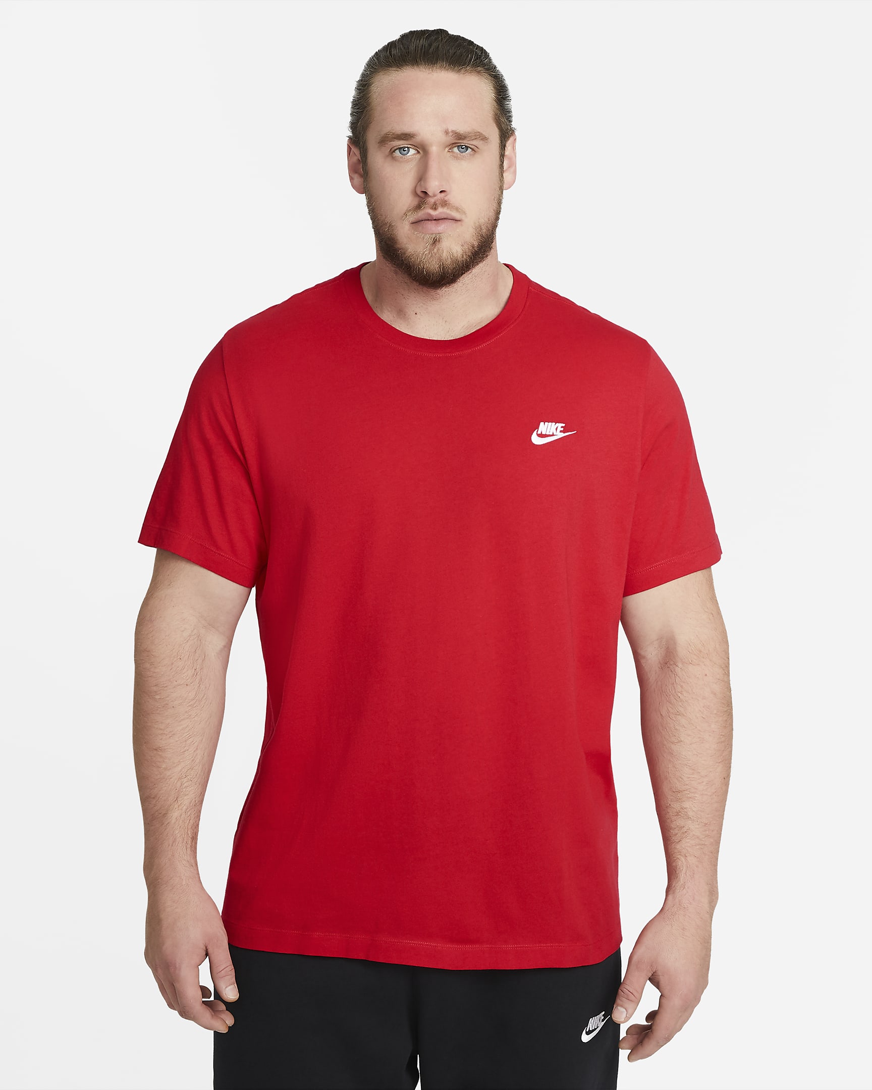 Nike Sportswear Club Herren-T-Shirt - University Red/Weiß