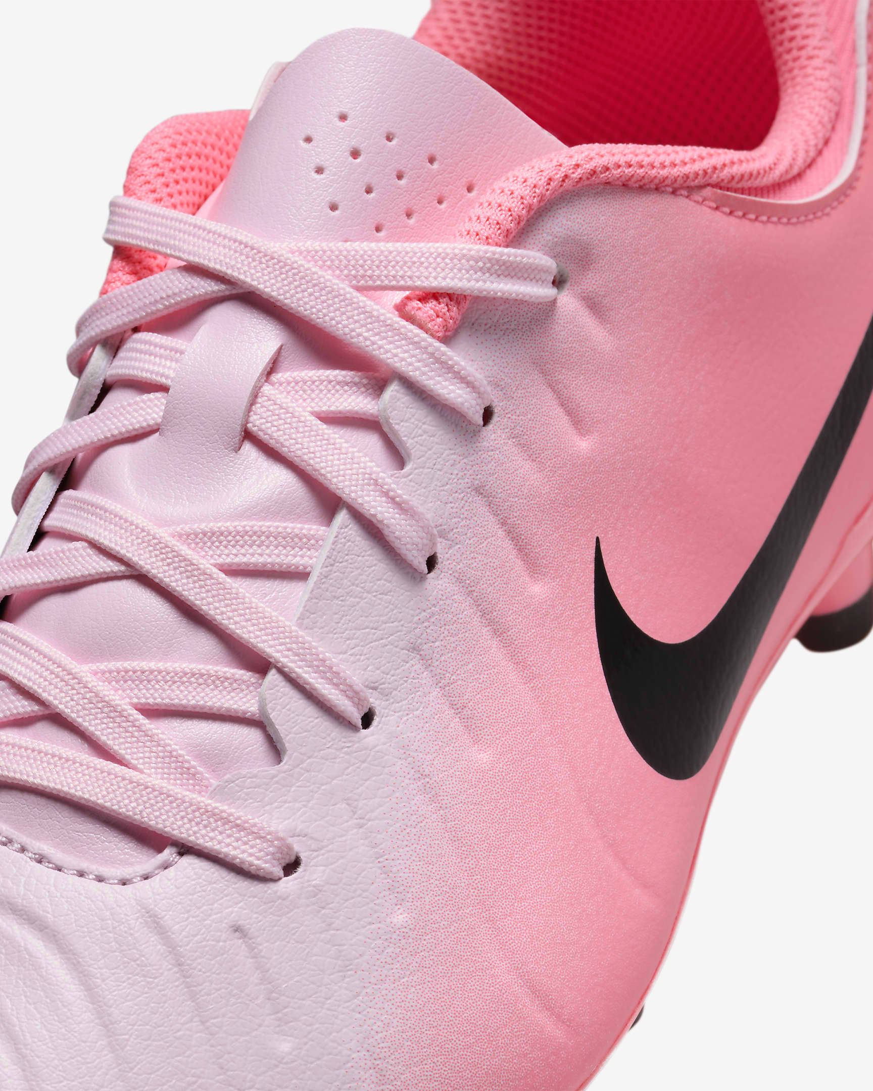 Chaussure de foot à crampons basse MG Nike Jr. Tiempo Legend 10 Academy pour enfant/ado - Pink Foam/Noir