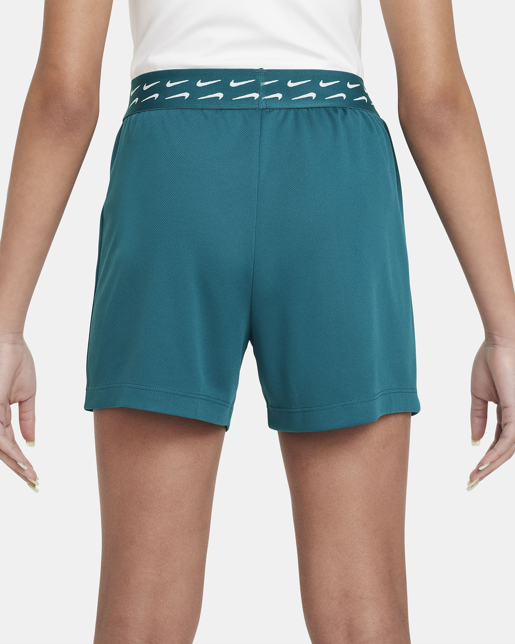 Nike Trophy Older Kids' (Girls') DriFIT Training Shorts. Nike CH