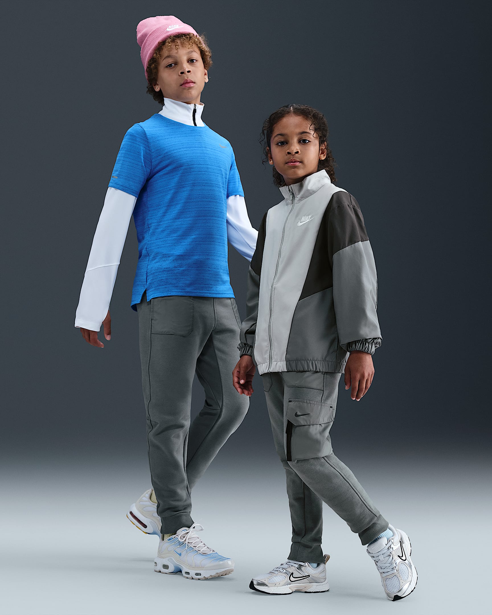 Pantaloni in fleece Nike Sportswear City Utility EasyOn – Ragazzo/a - Smoke Grey/Nero
