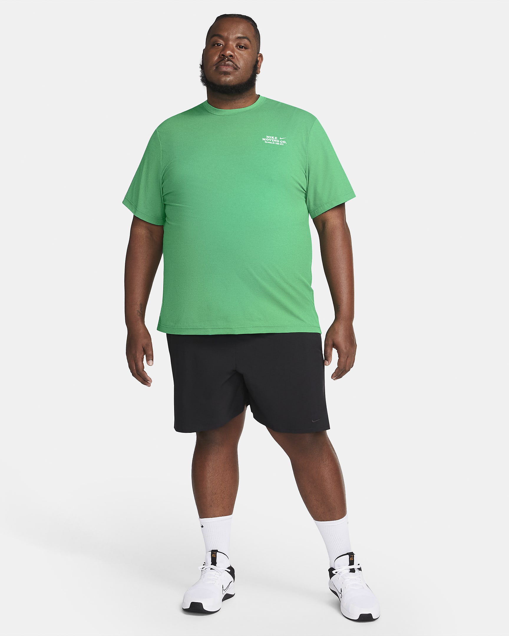 Nike Dri-FIT UV Hyverse Men's Short-Sleeve Fitness Top. Nike AE