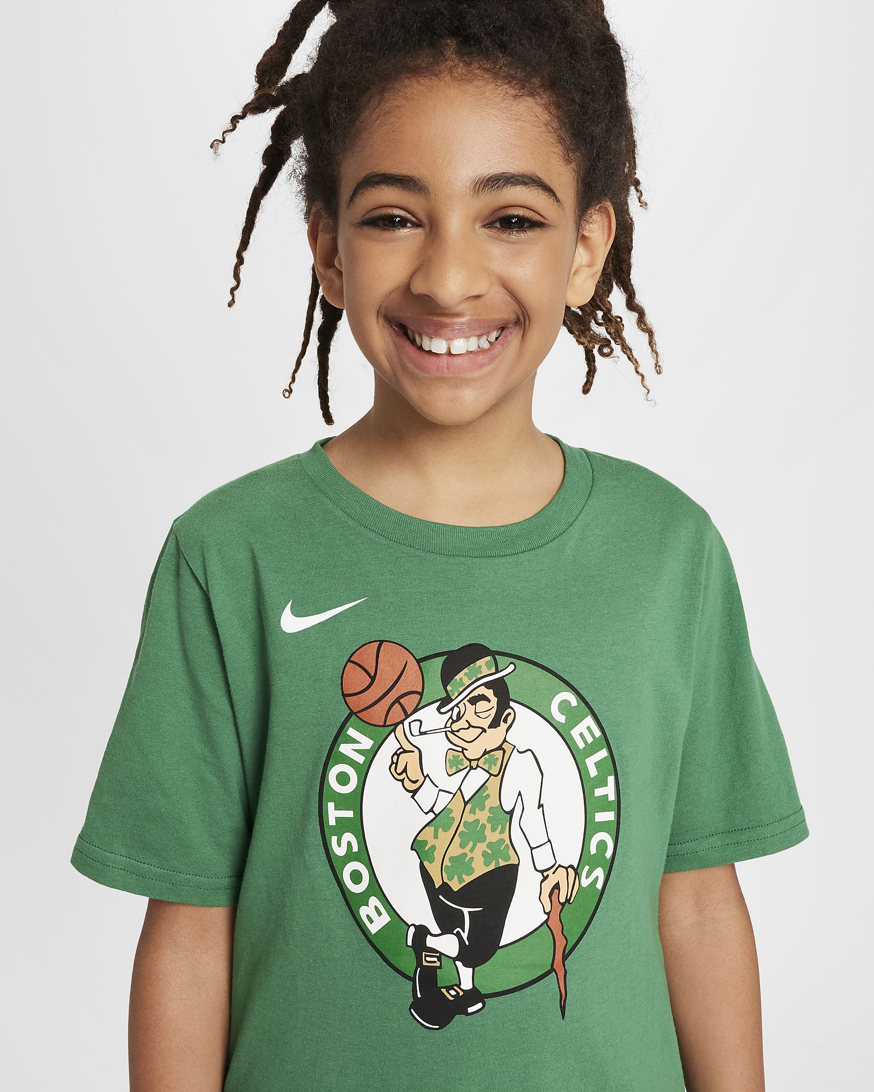 Boston Celtics Essential Older Kids' (boys') Nike Nba Logo T-shirt. Nike Uk