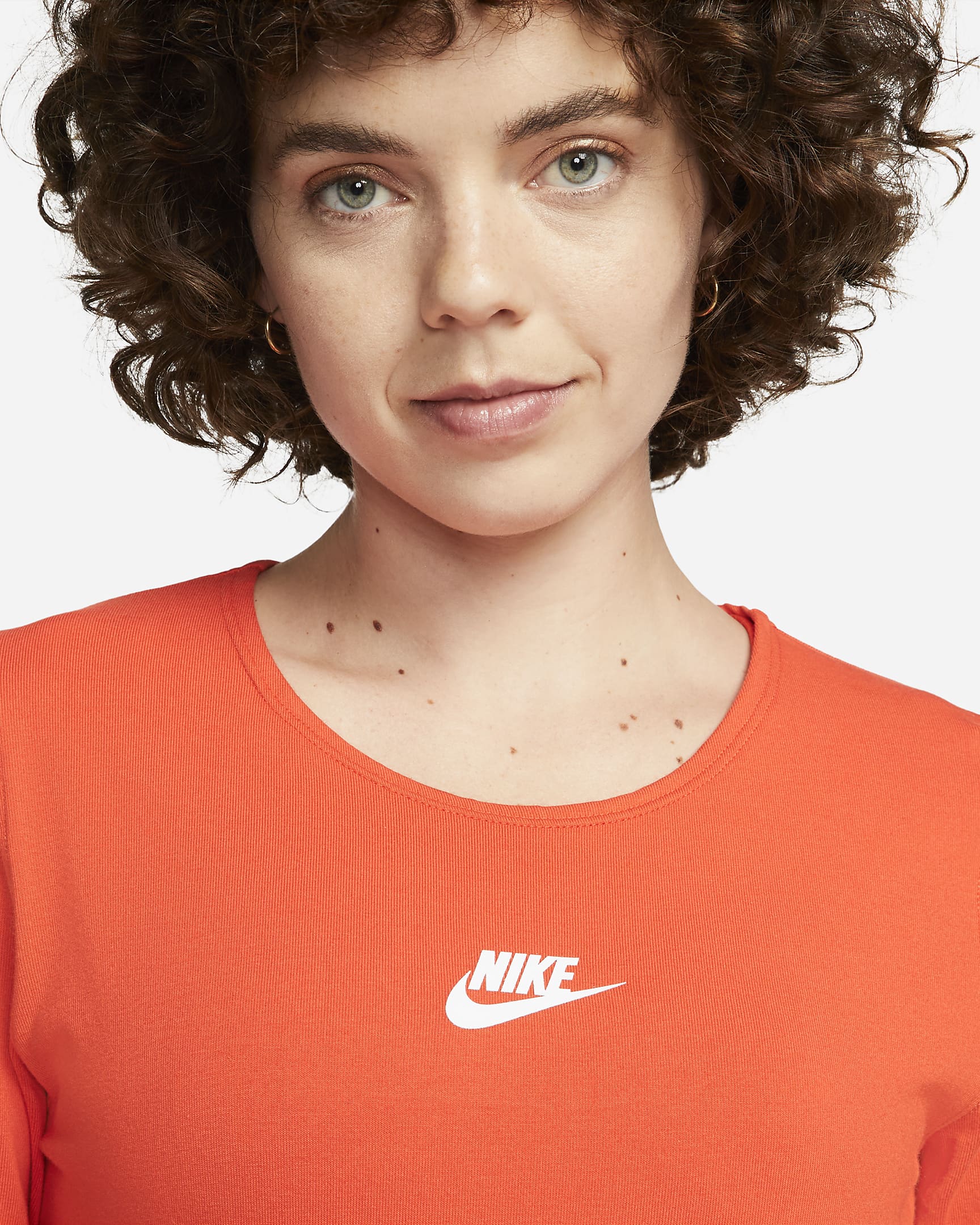 Nike Sportswear Women's LongSleeve Dance Crop Top. Nike LU