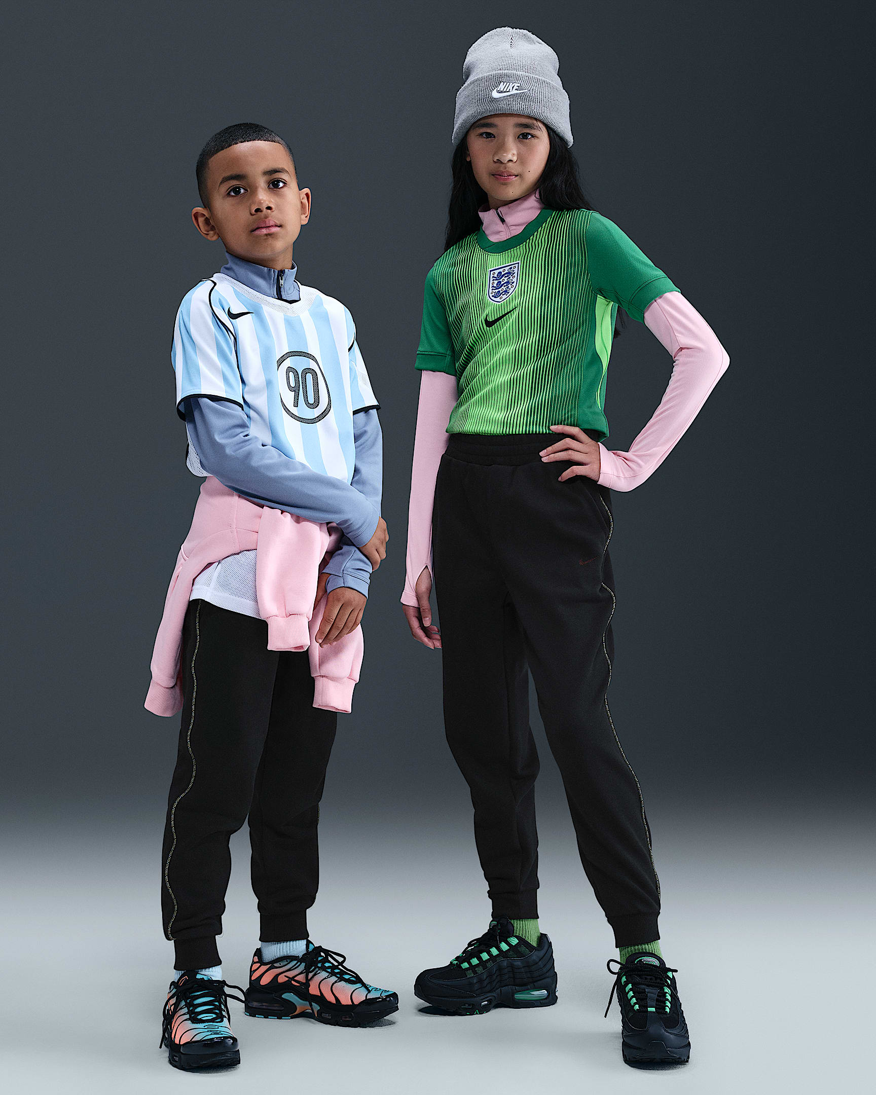 Nike Sportswear Club Big Kids' French Terry Joggers - Black/Burgundy Crush