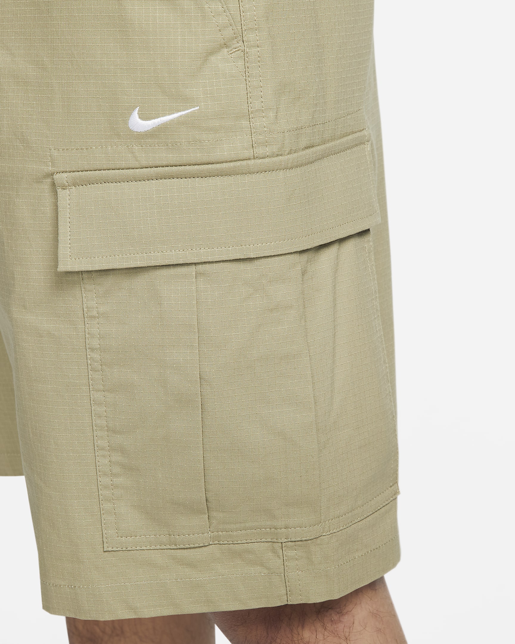 Nike SB Skate Cargo Shorts. Nike SE