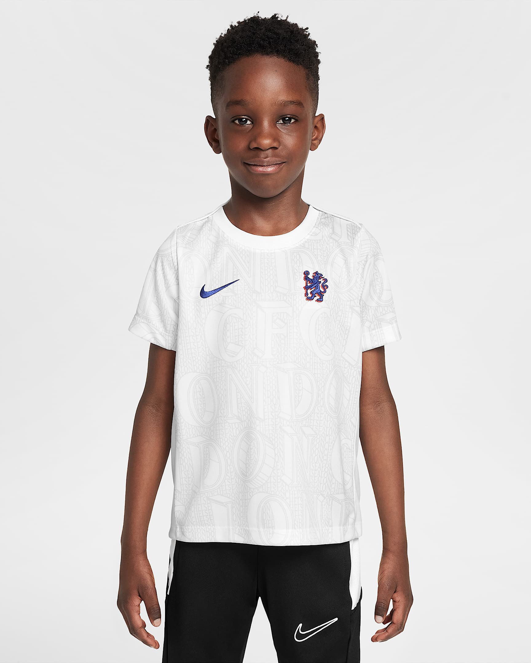 Chelsea F.C. Academy Pro Younger Kids' Nike Dri-FIT Football Short-Sleeve Top - White/Pure Platinum/Rush Blue