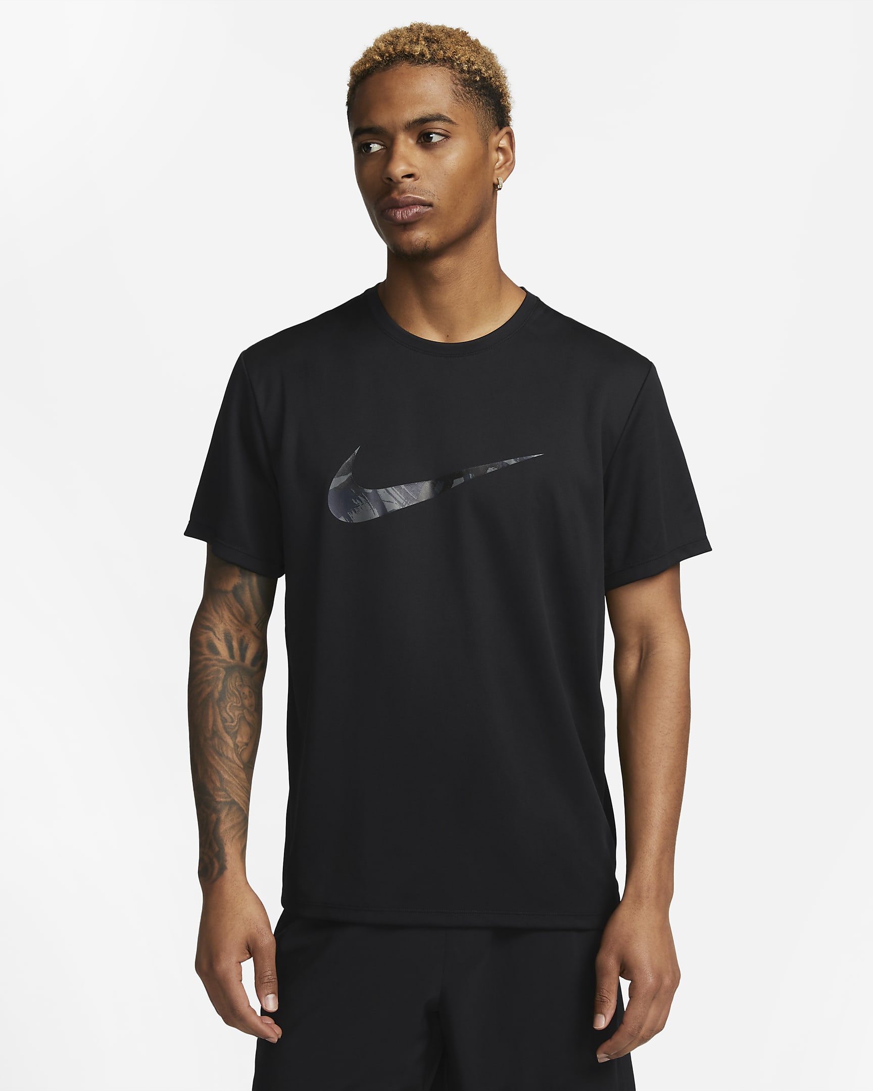 Nike Miler Men's Dri-FIT UV Short-Sleeve Running Top. Nike UK