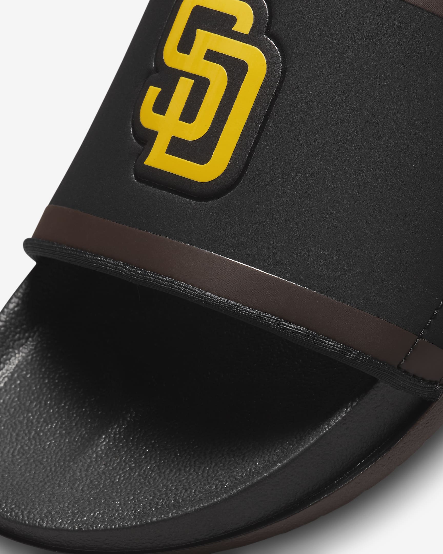 Nike Offcourt (MLB San Diego Padres) Slide. Nike.com