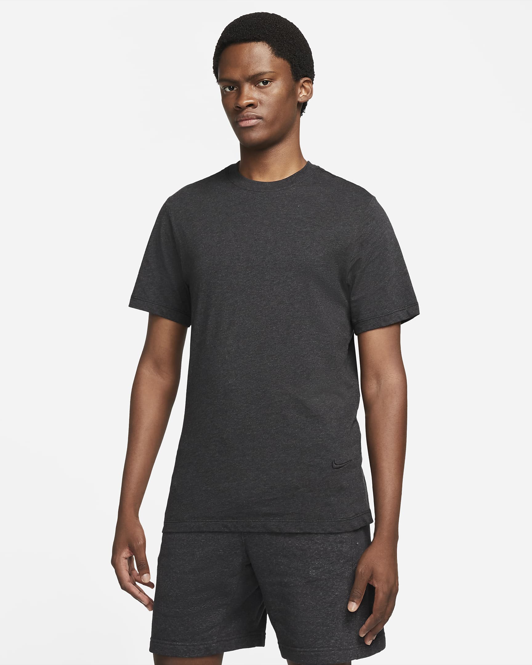 Nike Sportswear 男款 T 恤 - 黑色/Heather/黑色