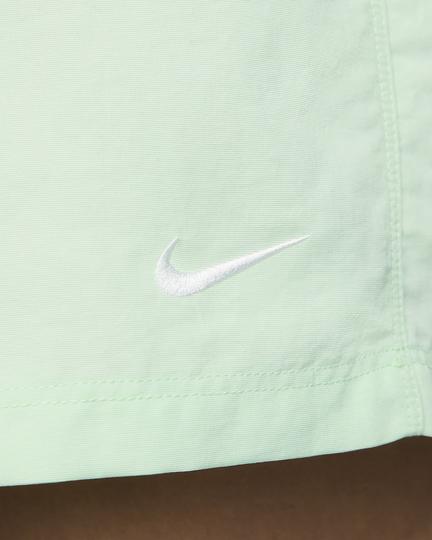 Nike ACG Women's 12.5cm (approx.) Shorts - Vapour Green/Summit White