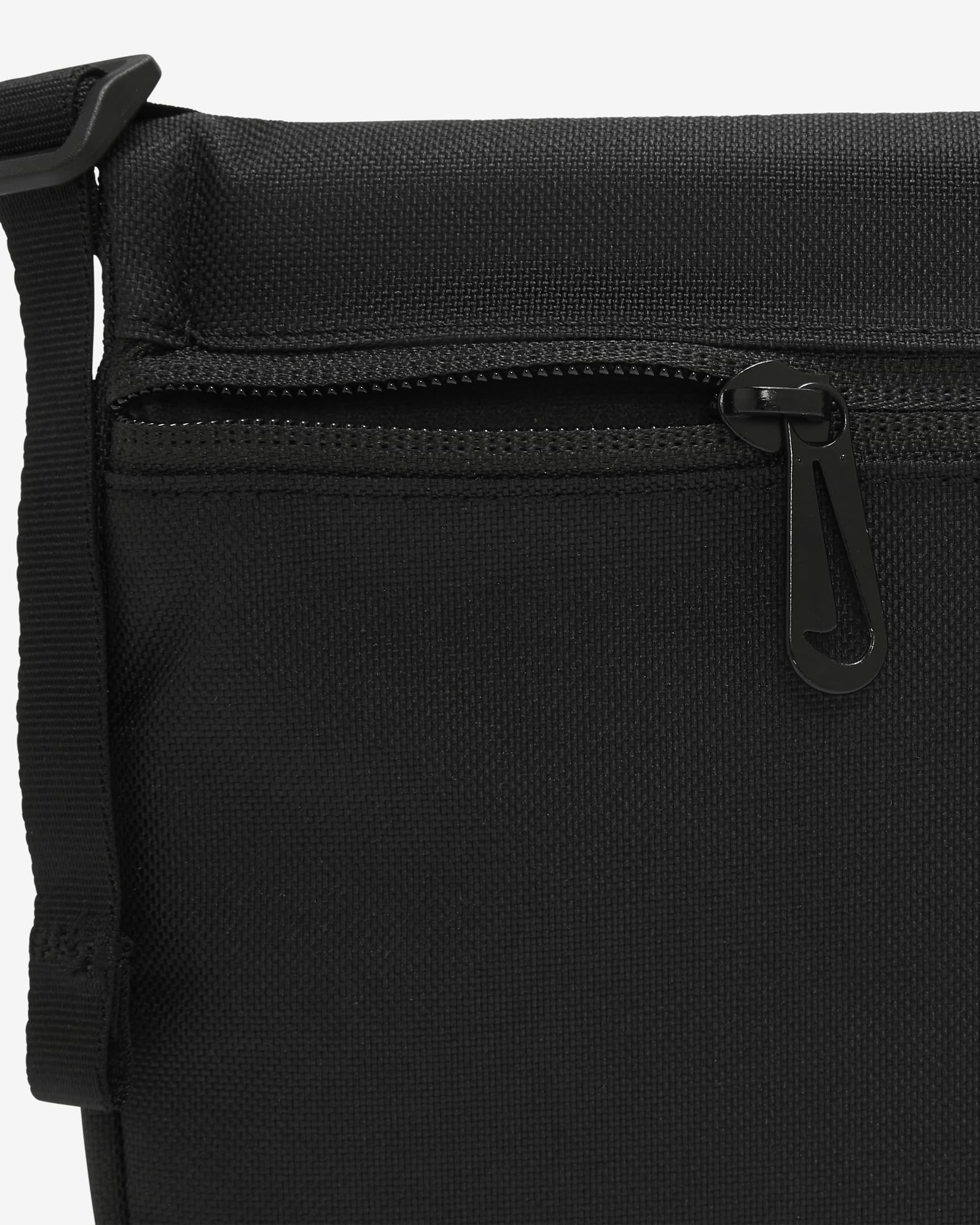Nike Sportswear Women's Futura 365 Cross-body Bag (3L) - Black/Black/White