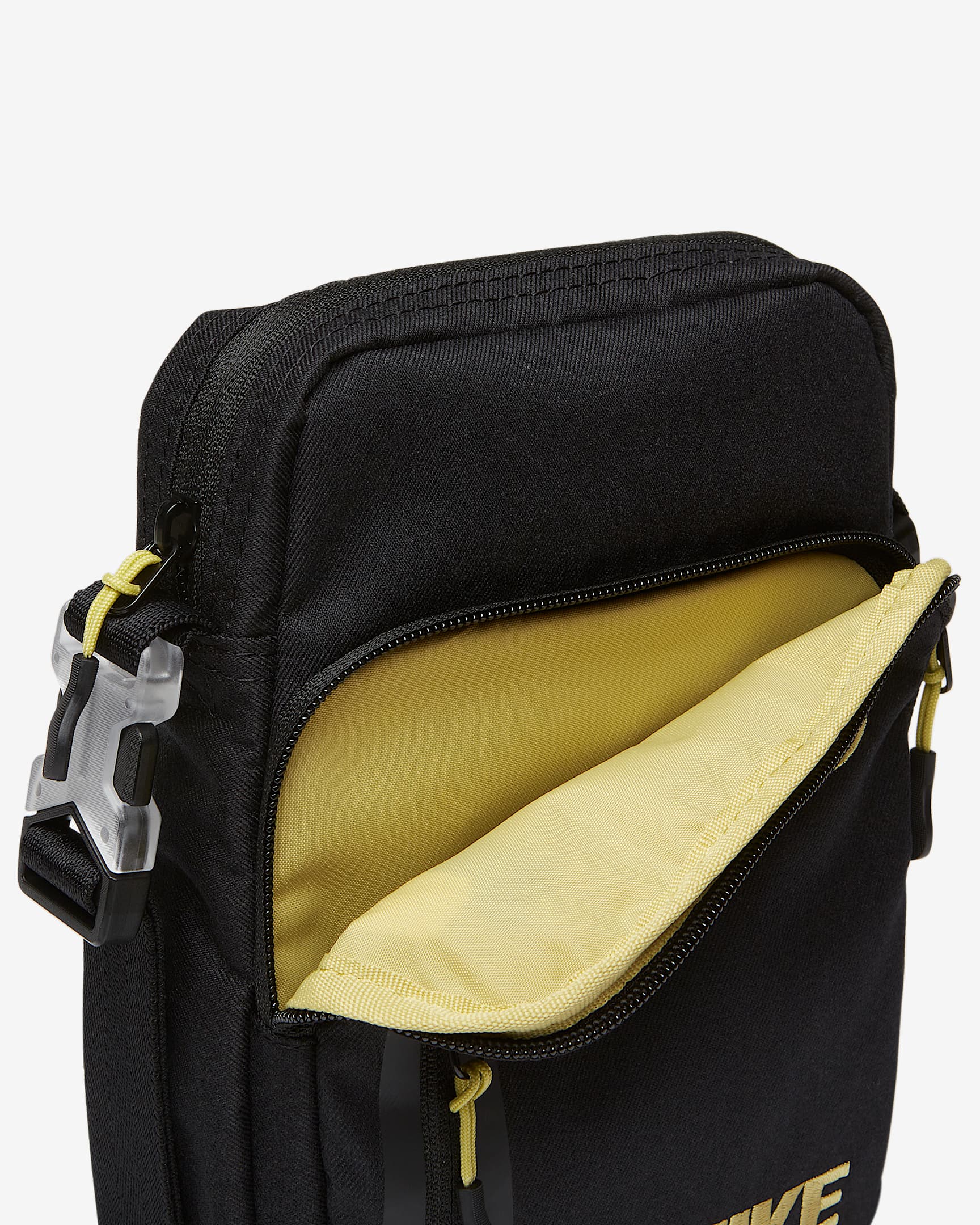 Nike Premium Basketball CrossBody Bag (4L). Nike IN