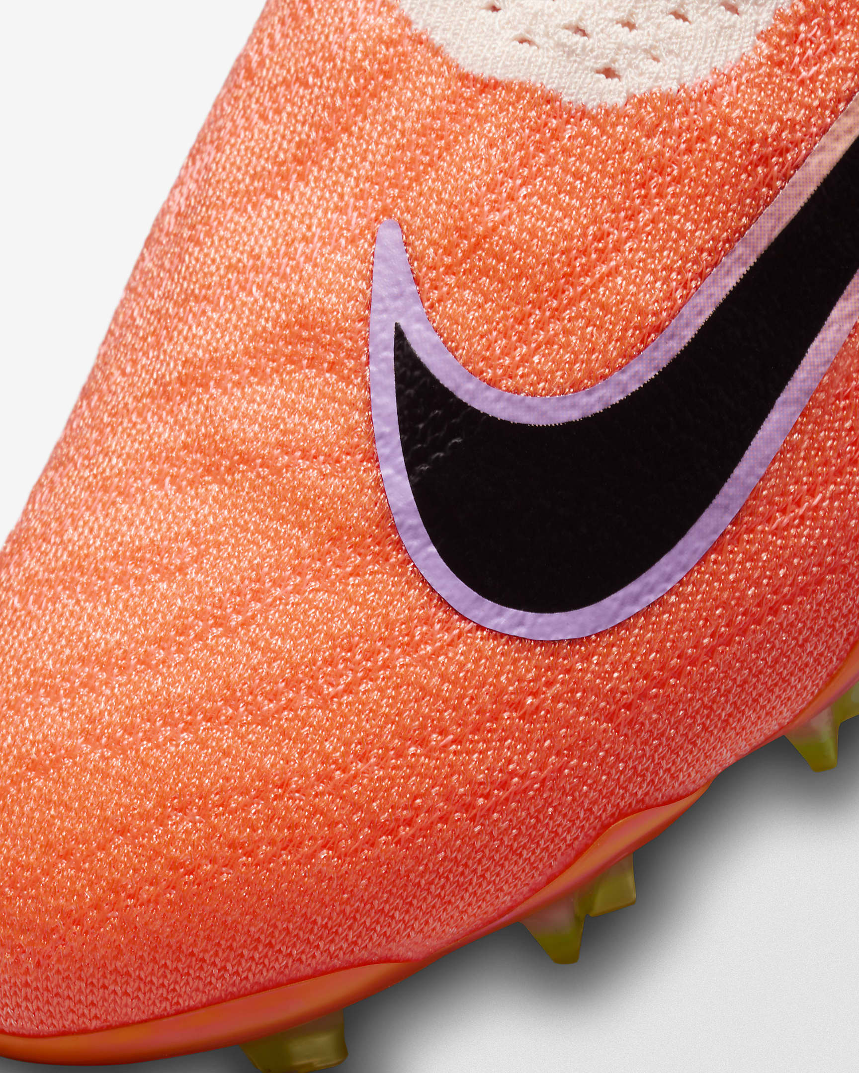 Nike Phantom GX Elite FirmGround Football Boot. Nike HU