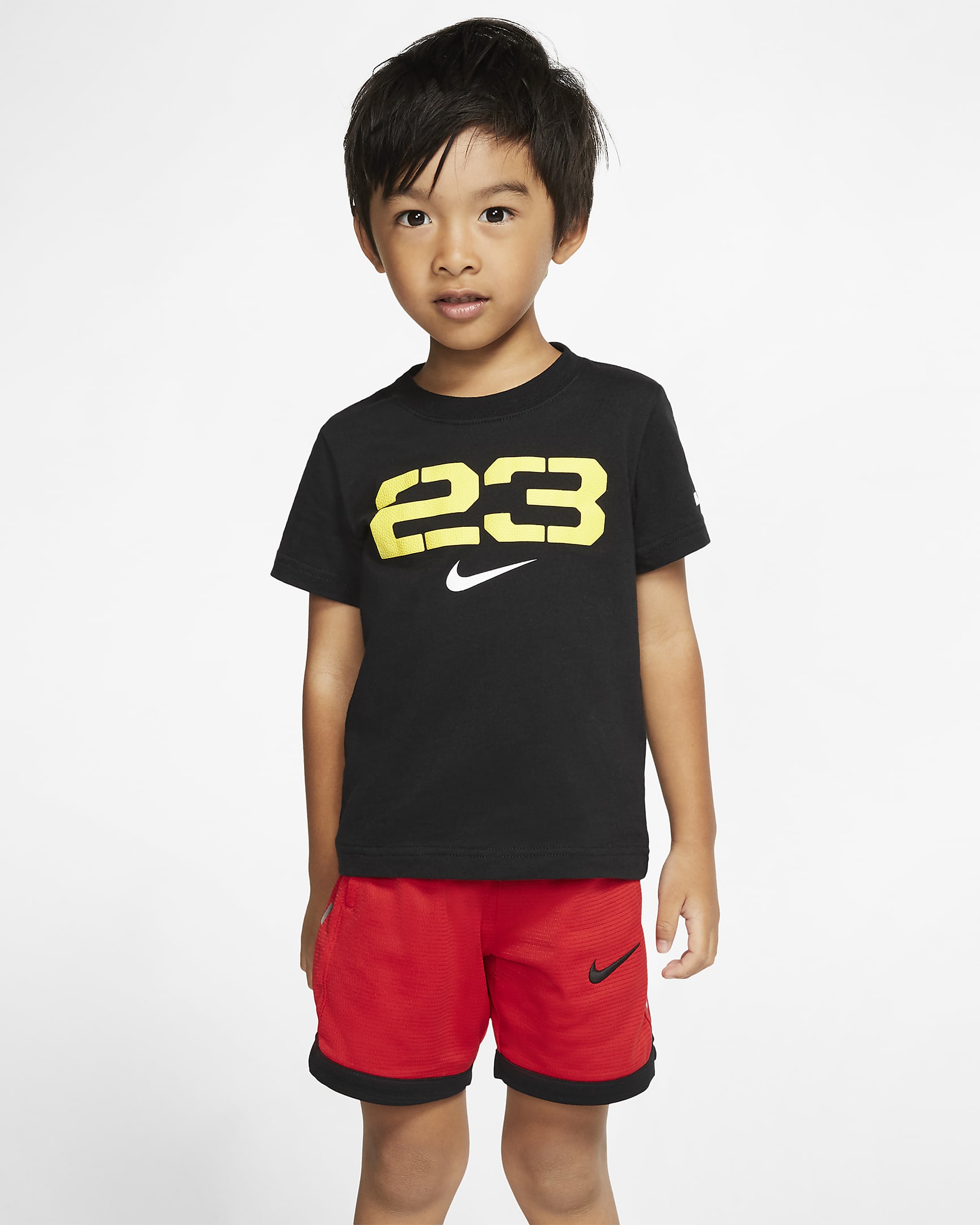 Playera para bebé LeBron. Nike.com