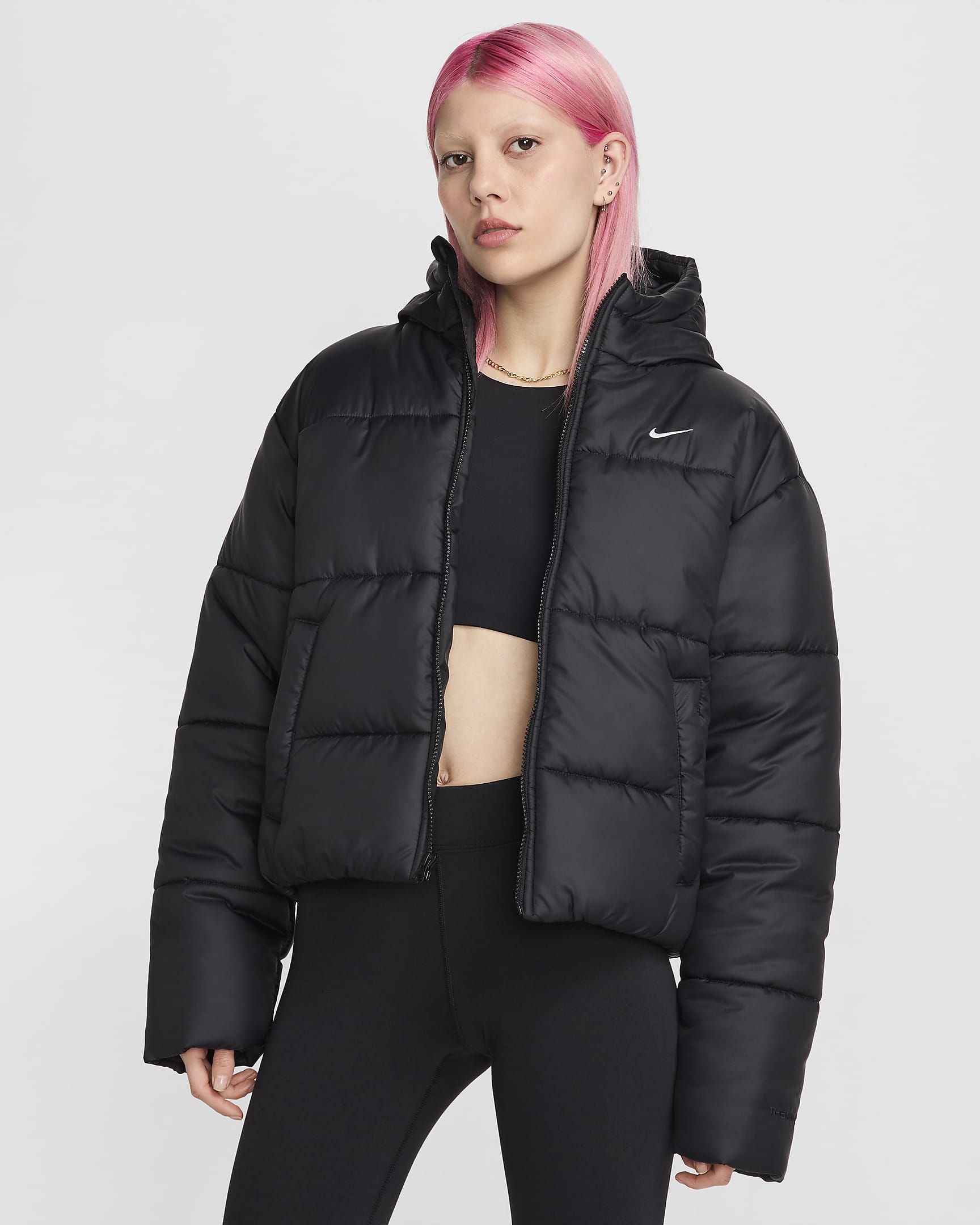 Nike Sportswear Classic Puffer Therma-FIT ruimvallend damesjack met capuchon - Zwart/Wit