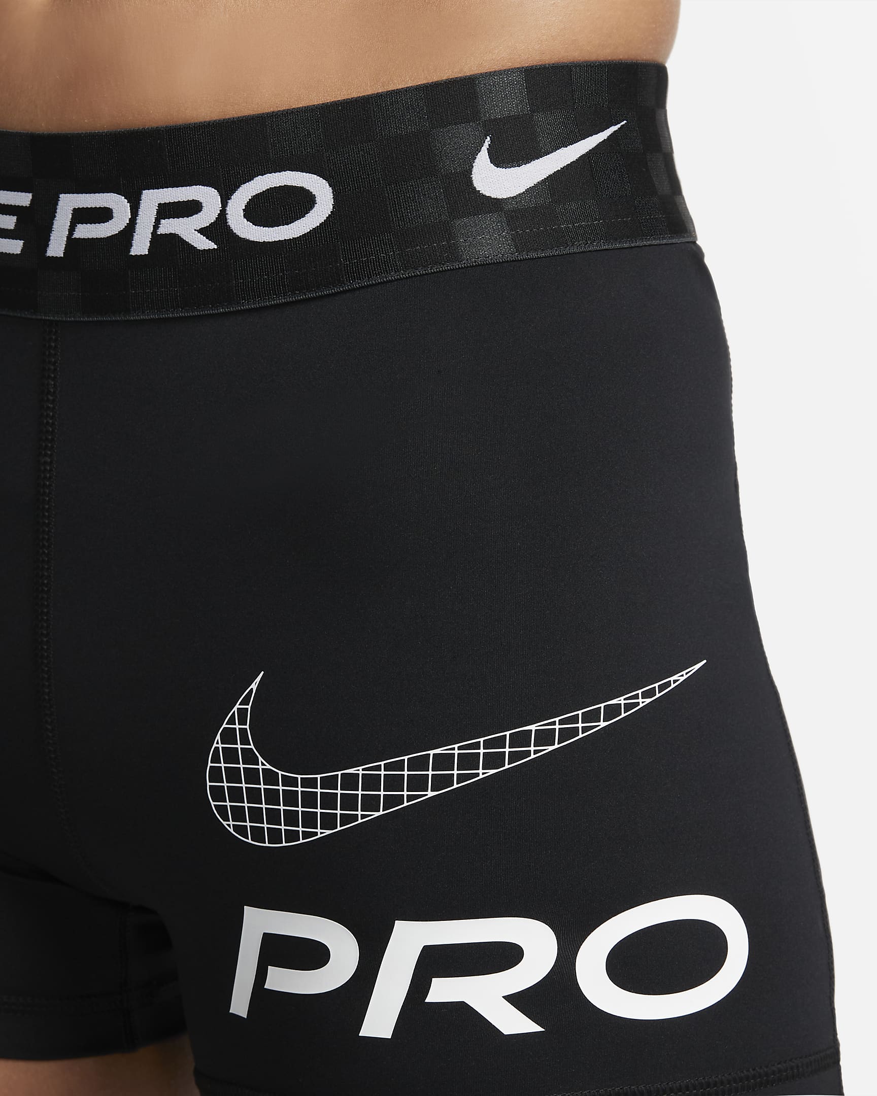 Nike Pro Dri-FIT Pantalons curts de cintura mitjana estampats de 8 cm de training - Dona - Negre/Anthracite/Blanc