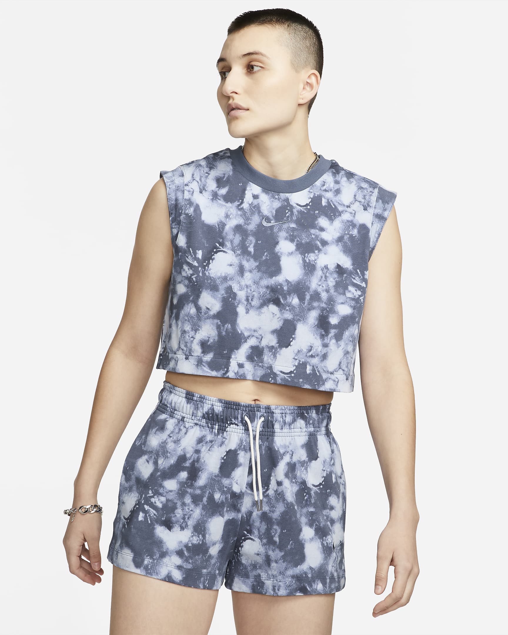 Nike Sportswear Women's Sleeveless Jersey Wave Dye Top. Nike UK