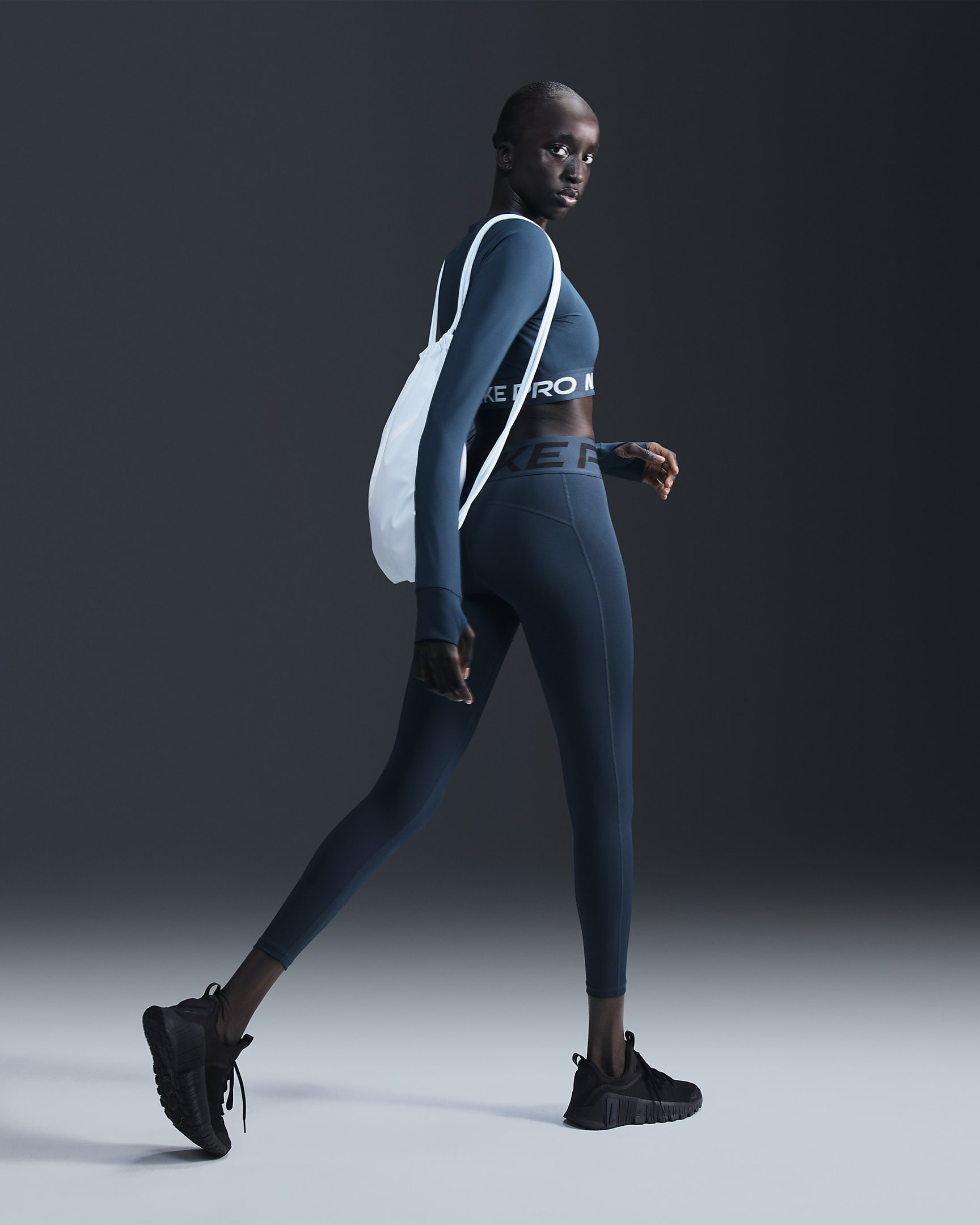 Haut court à manches longues Dri-FIT Nike Pro pour femme - Armory Navy/Noir/Blanc