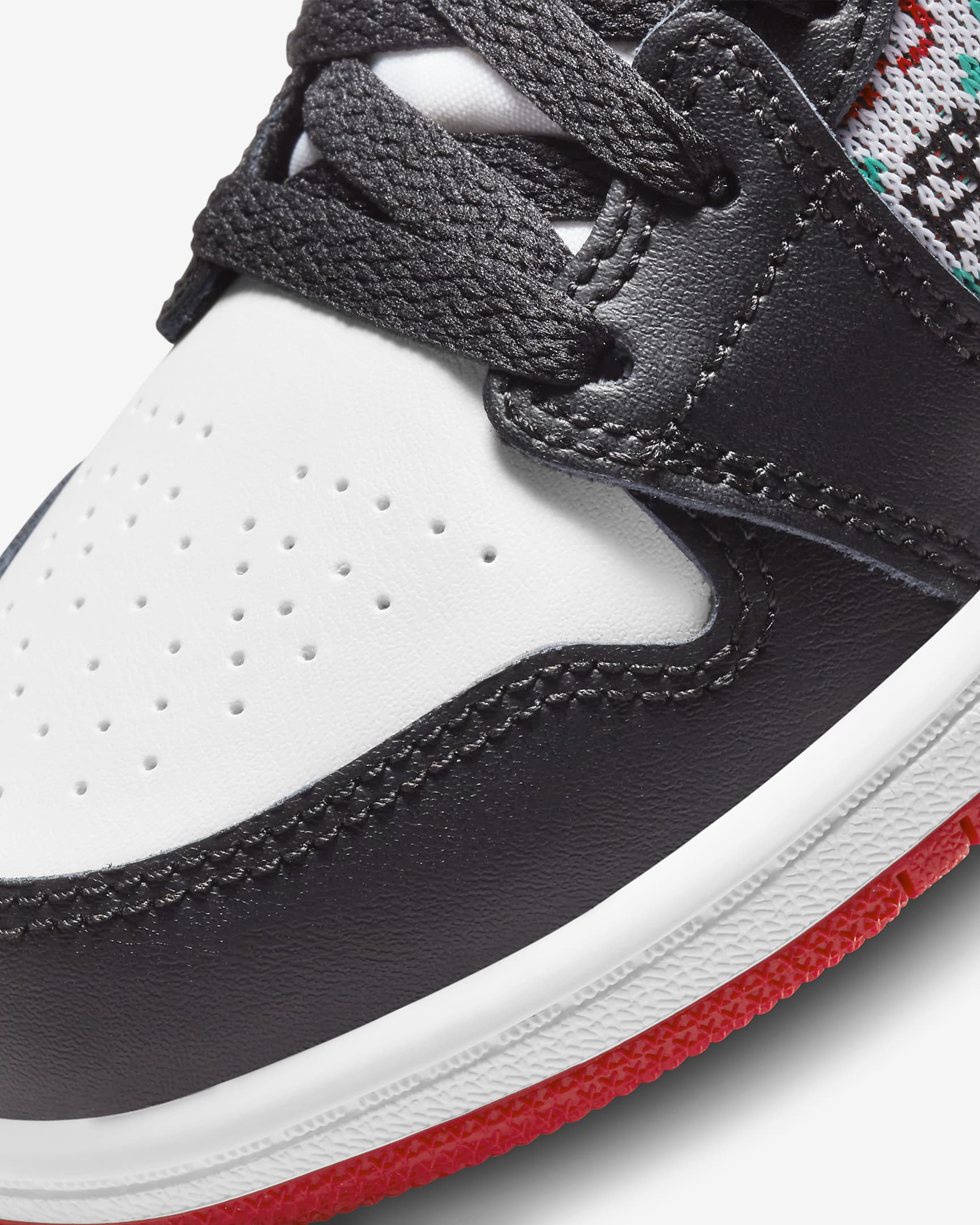 Jordan 1 Mid SE Little Kids' Shoes. Nike.com