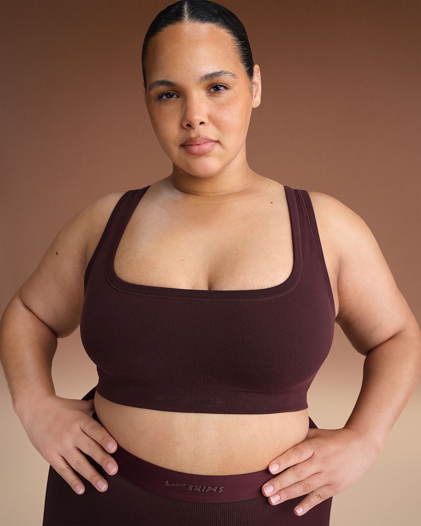 NikeSKIMS Vintage Seamless Women's Scoop Bra