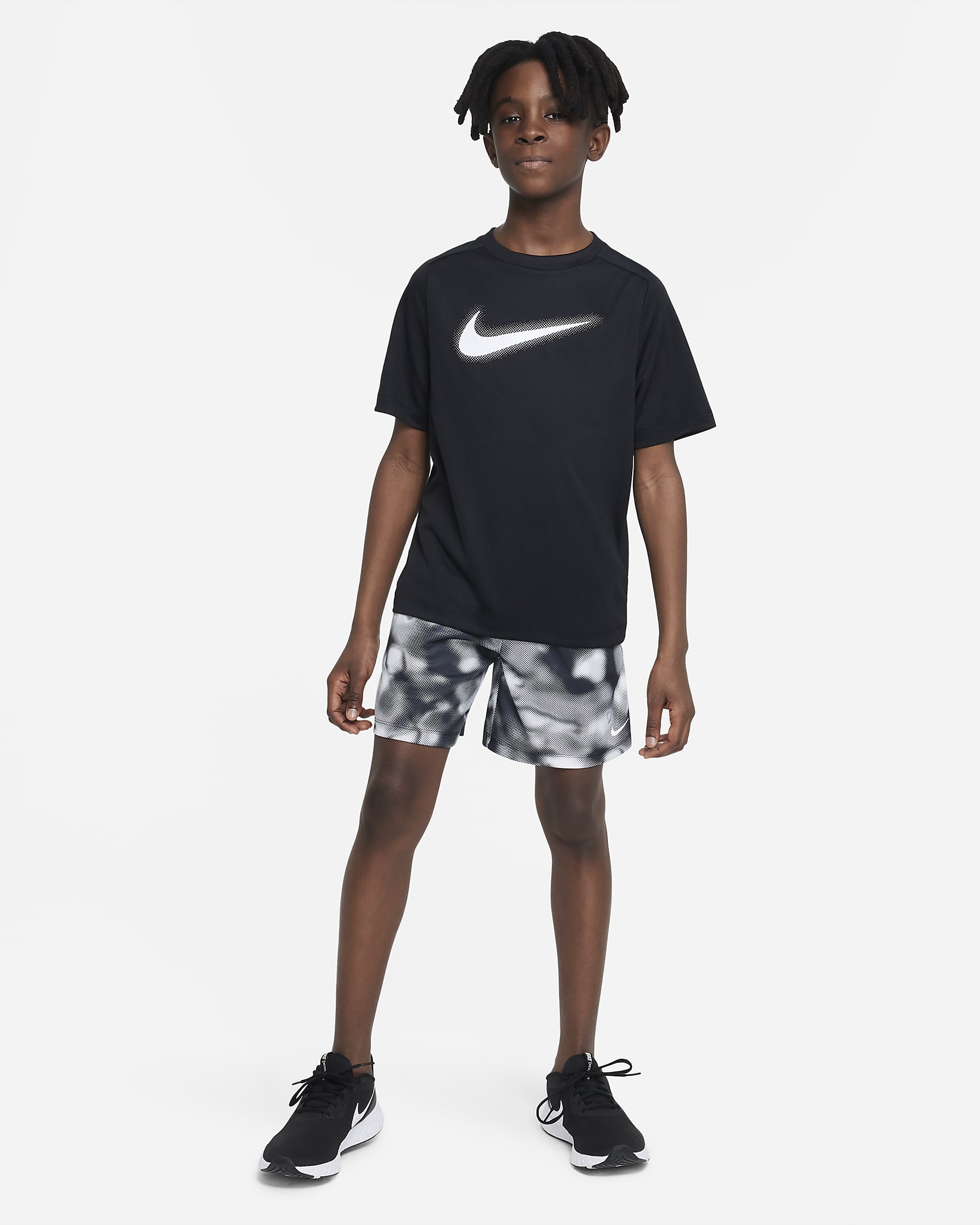 Nike Multi Dri-FIT Trainingsoberteil mit Grafik für ältere Kinder (Jungen) - Schwarz/Weiß