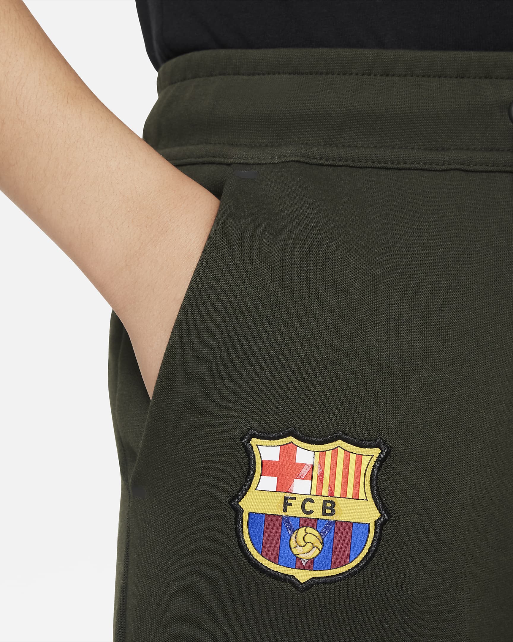 F.C. Barcelona Tech Fleece Older Kids' (Boys') Nike Trousers. Nike HR