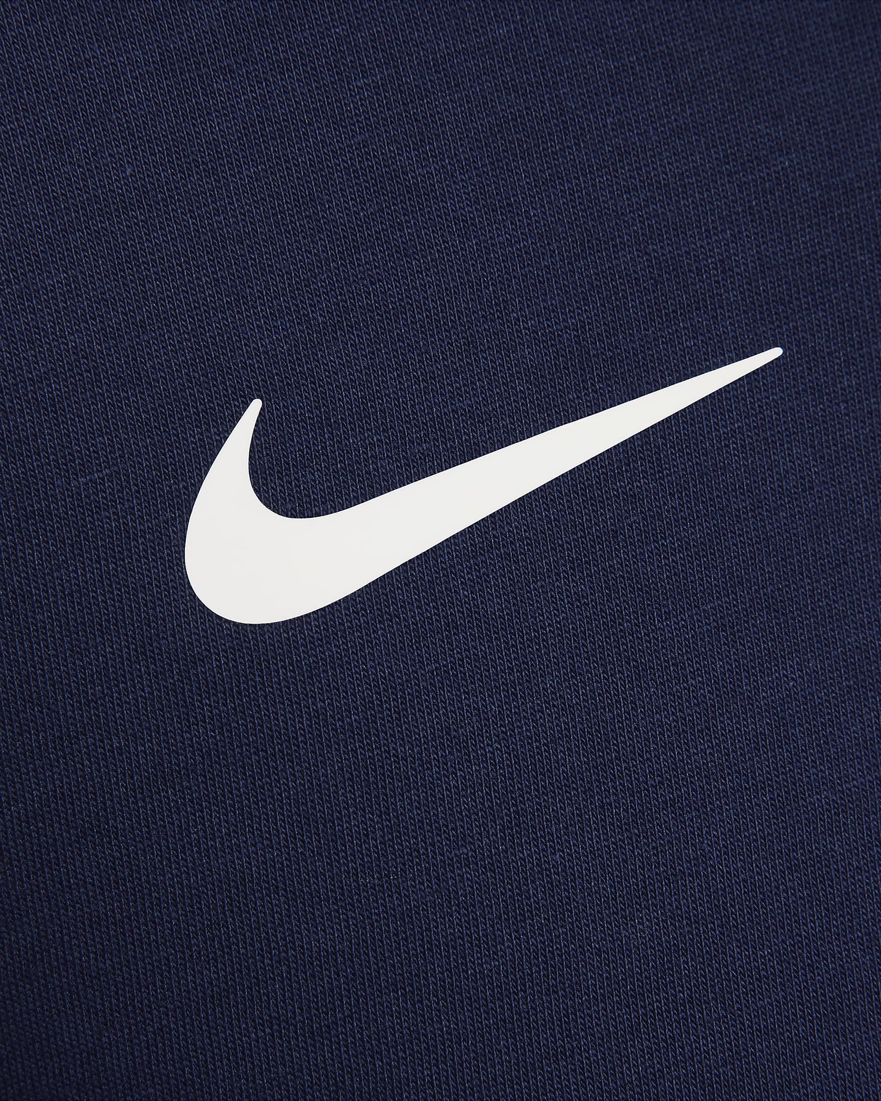 Paris Saint-Germain Essential Men's Nike Soccer T-Shirt. Nike.com