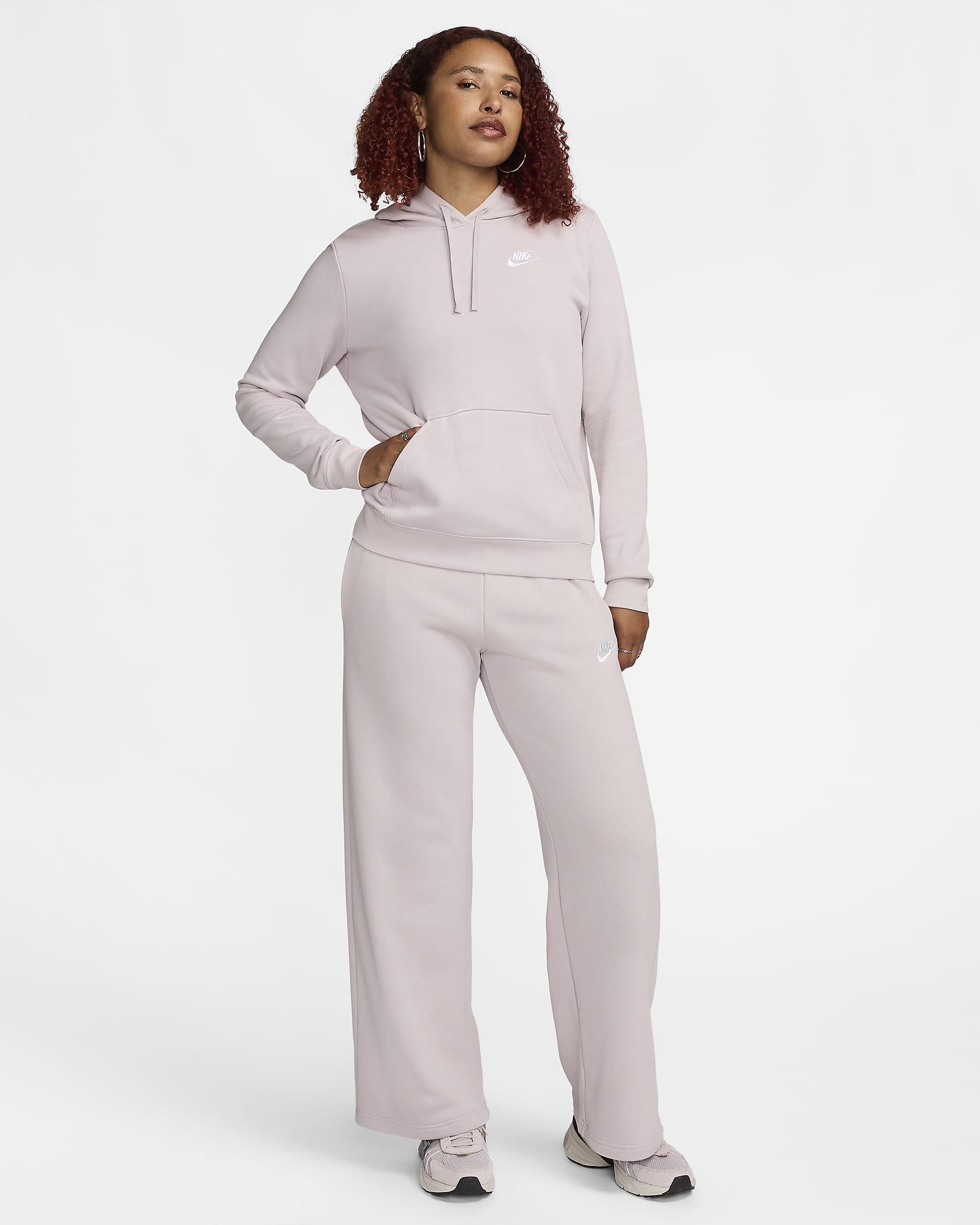 Nike Sportswear Club Fleece Women's Mid-Rise Wide-Leg Sweatpants - Platinum Violet/White