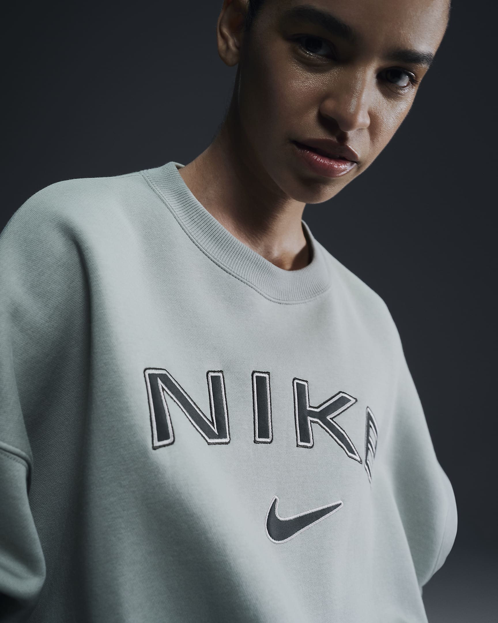 Oversized Nike Sportswear Phoenix Fleece-sweatshirt med rund hals og logo til kvinder - Jade Horizon/Light Orewood Brown/Sequoia