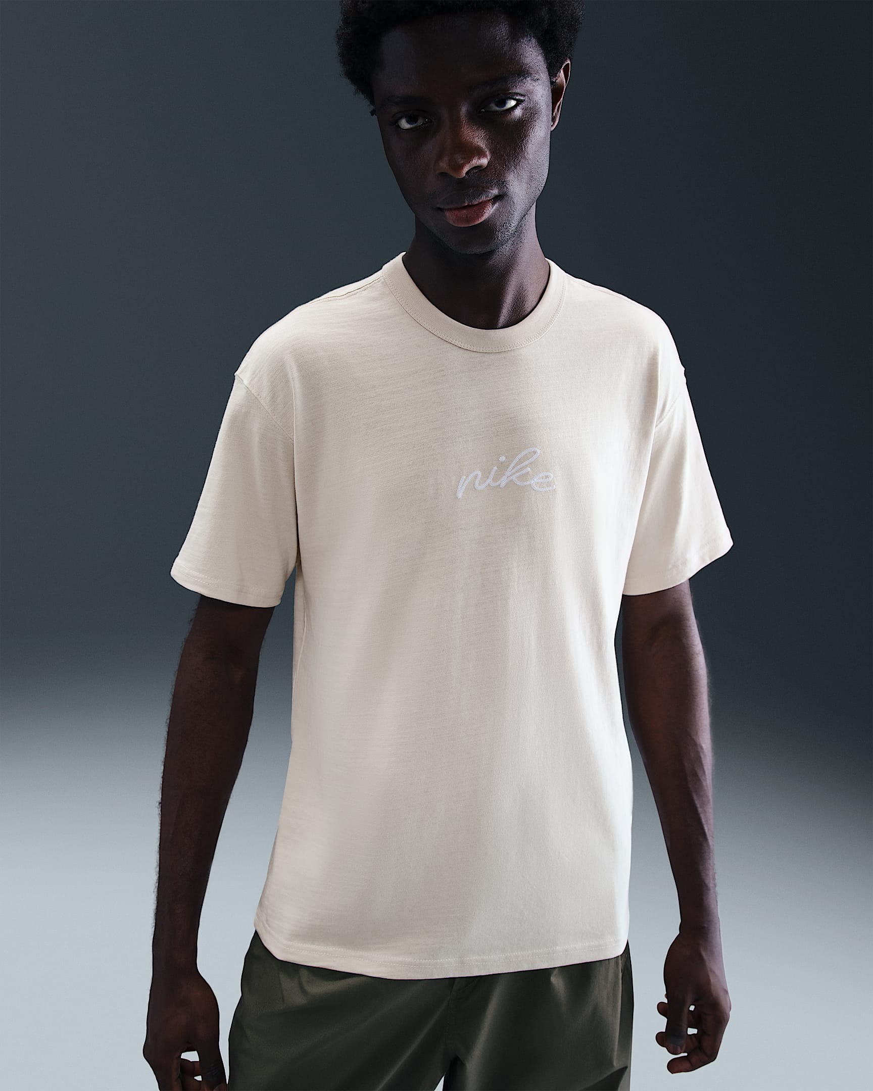 Nike Sportswear Premium Essentials Men's T-shirt - Light Bone