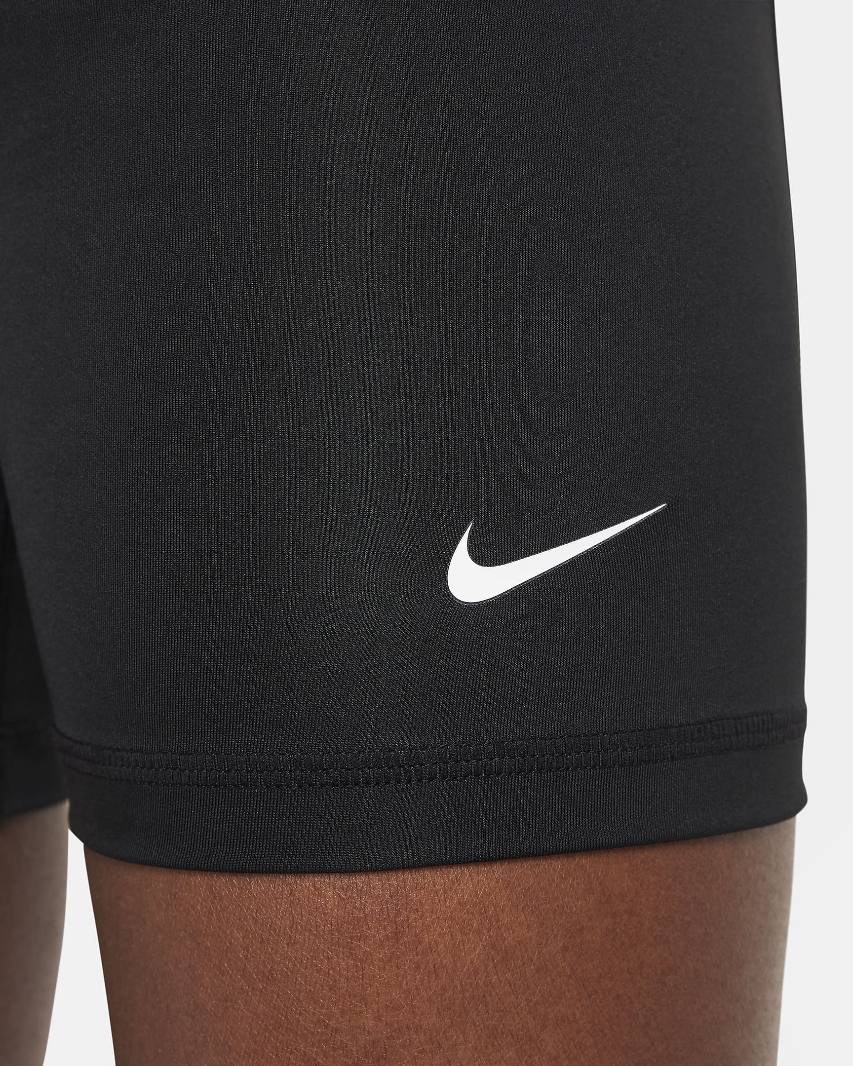 Nike Pro Older Kids' (Girls') Shorts - Black/White