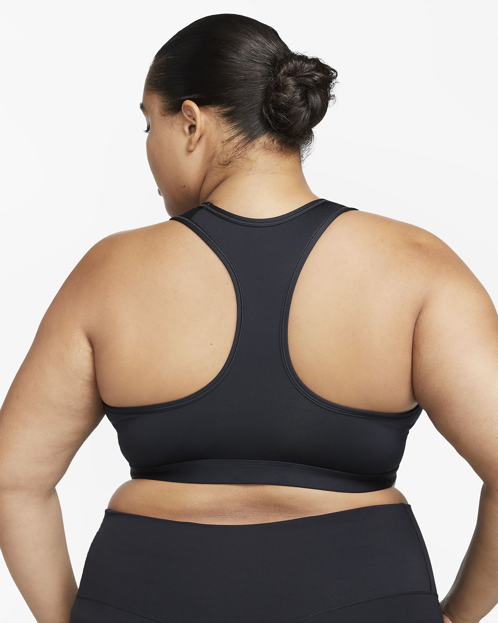 Brassière de sport rembourrée Nike Swoosh Medium Support pour femme (grande taille) - Noir/Blanc