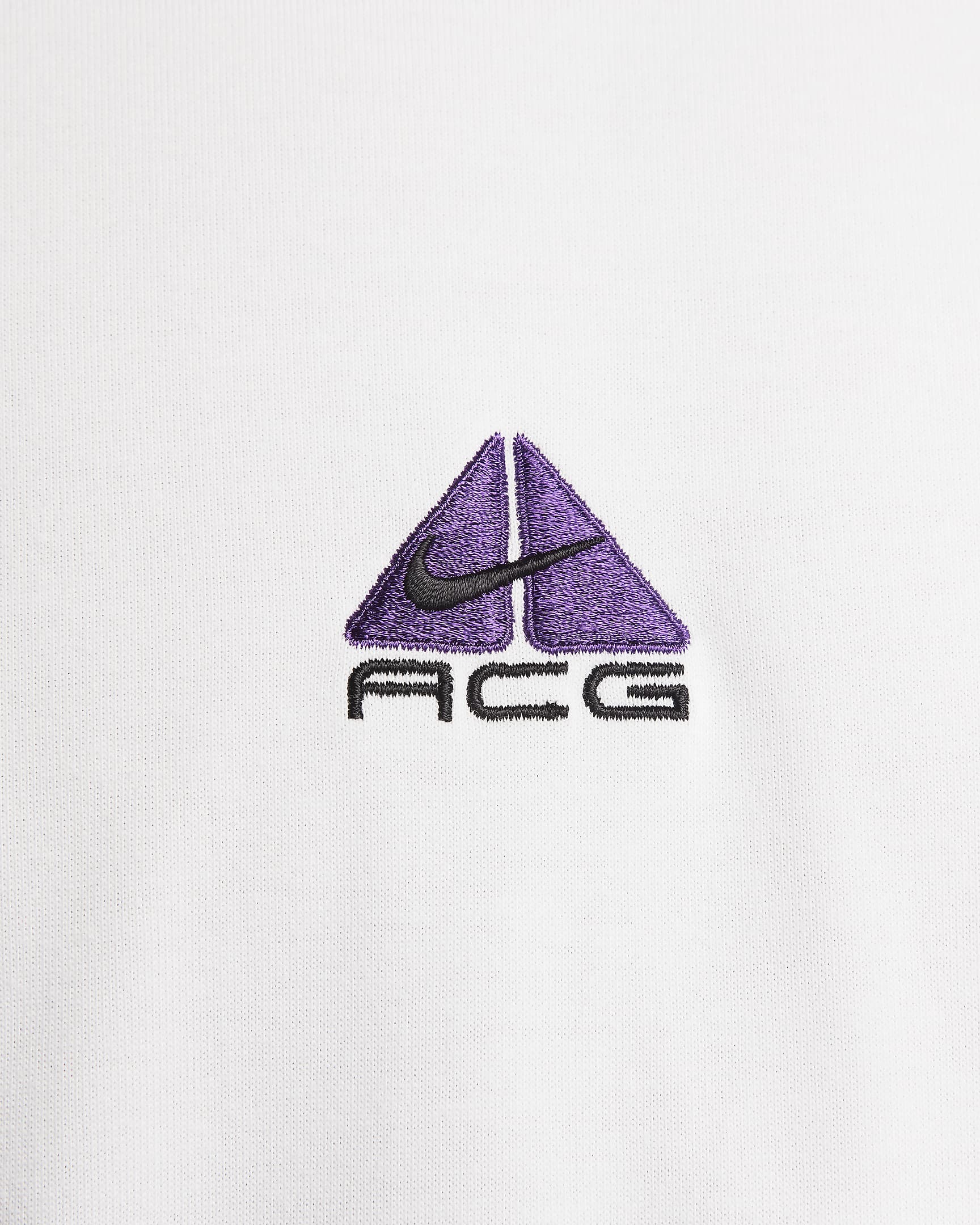 Nike ACG Men's T-Shirt. Nike UK