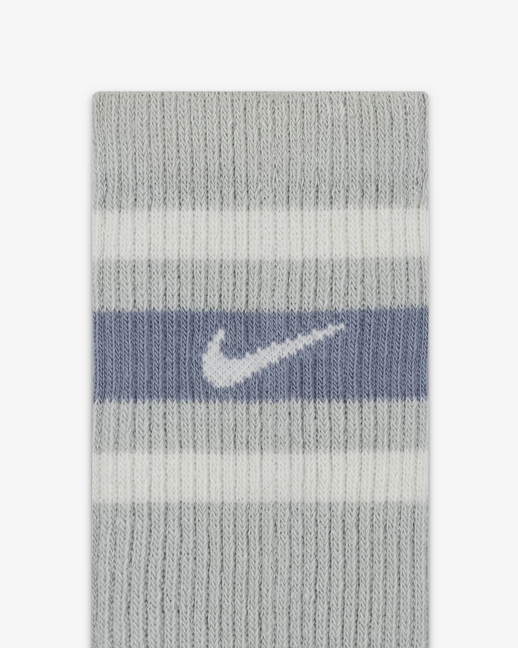 nike everyday plus cushioned socks